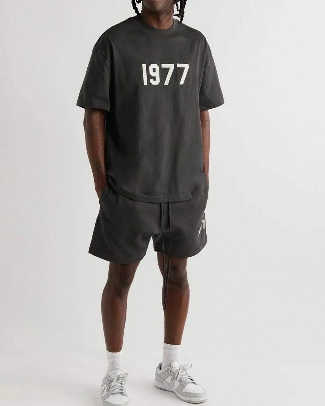 1977 essentials t shirt
