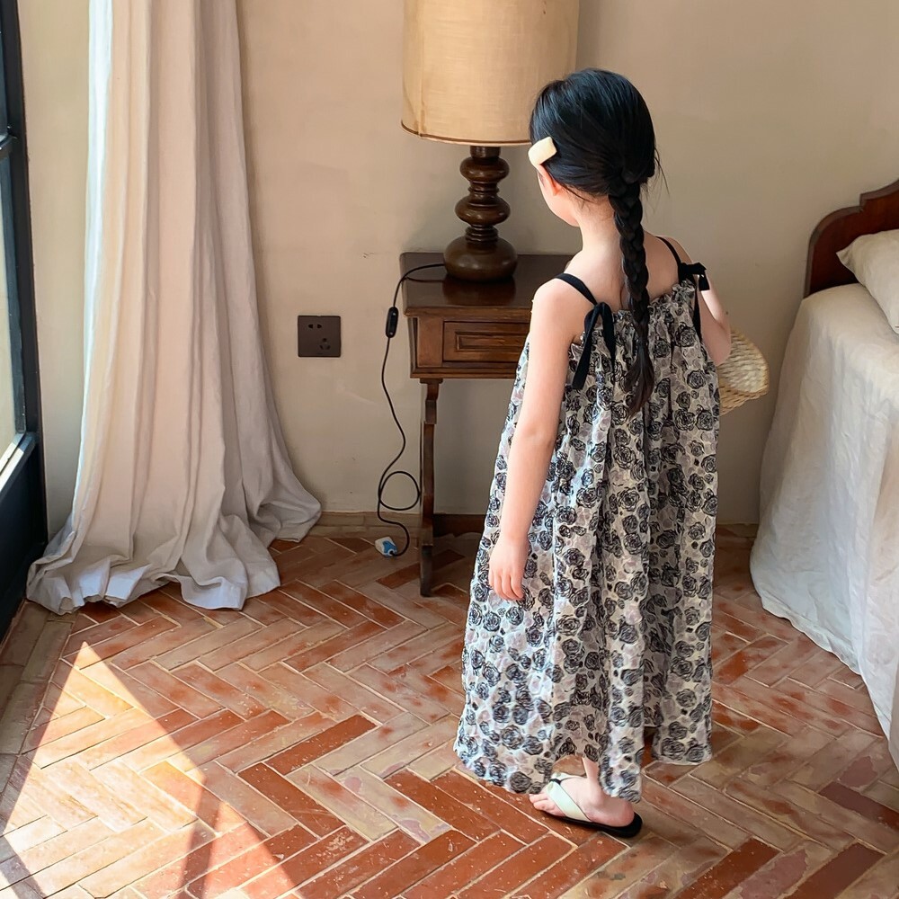 【限量】黑色花朵兩穿式洋裝