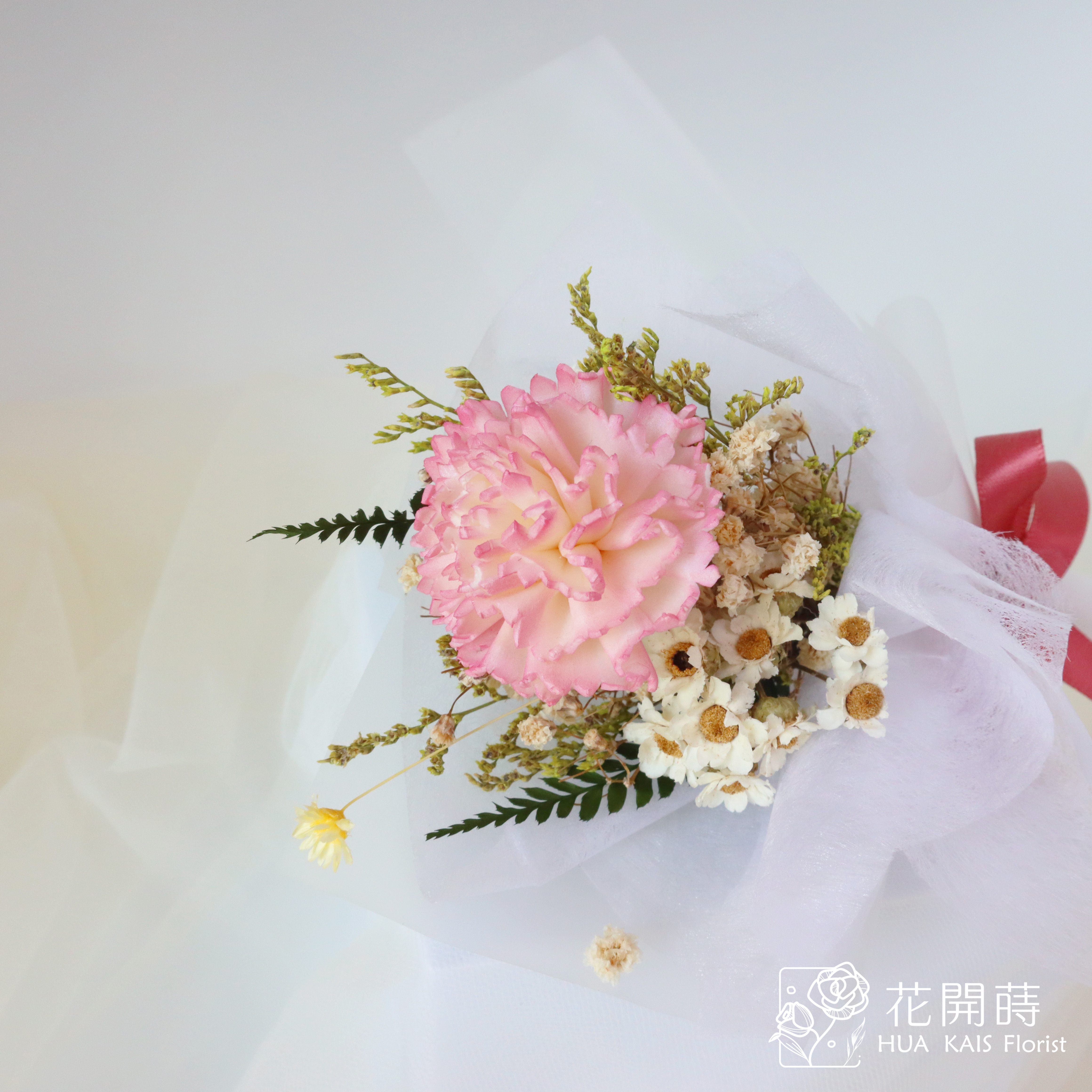 康乃馨花束|粉色康乃馨單枝燈光花束|母親節花束|索拉乾燥花束|乾燥花束