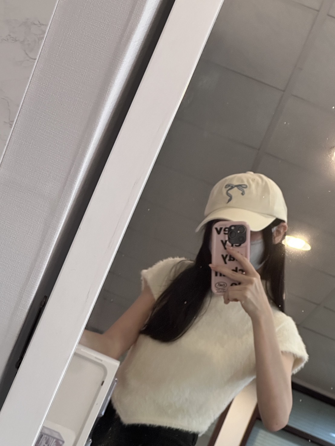 🇰🇷 飄飄 蝴蝶啾啾  刺繡 棒球帽 鴨舌帽