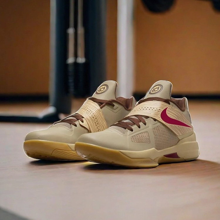 NIKE KD 4 YEAR OF THE DRAGON 金色 龍年 限定 FJ4189-200