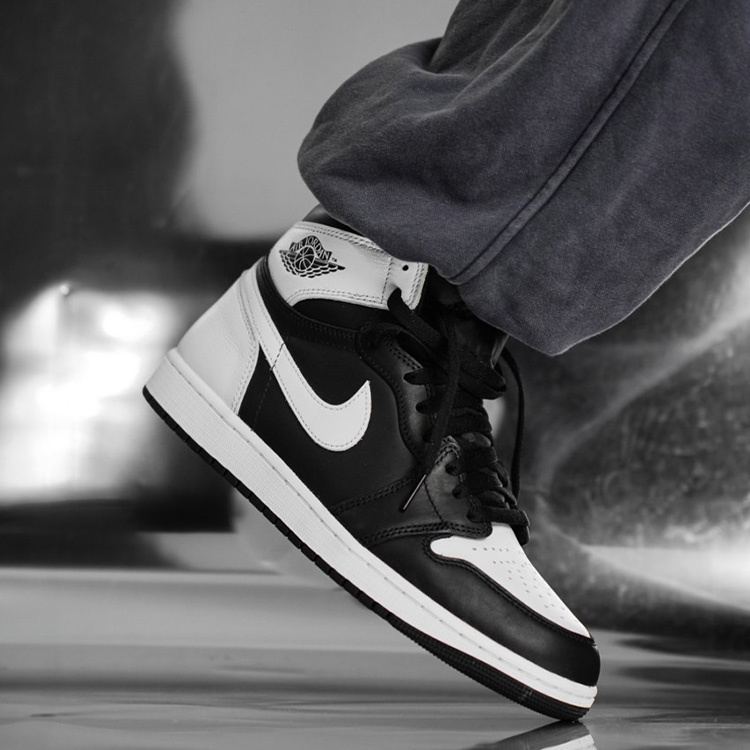AIR JORDAN 1 RETRO HIGH OG BLACK WHITE 黑白男鞋DZ5485-010