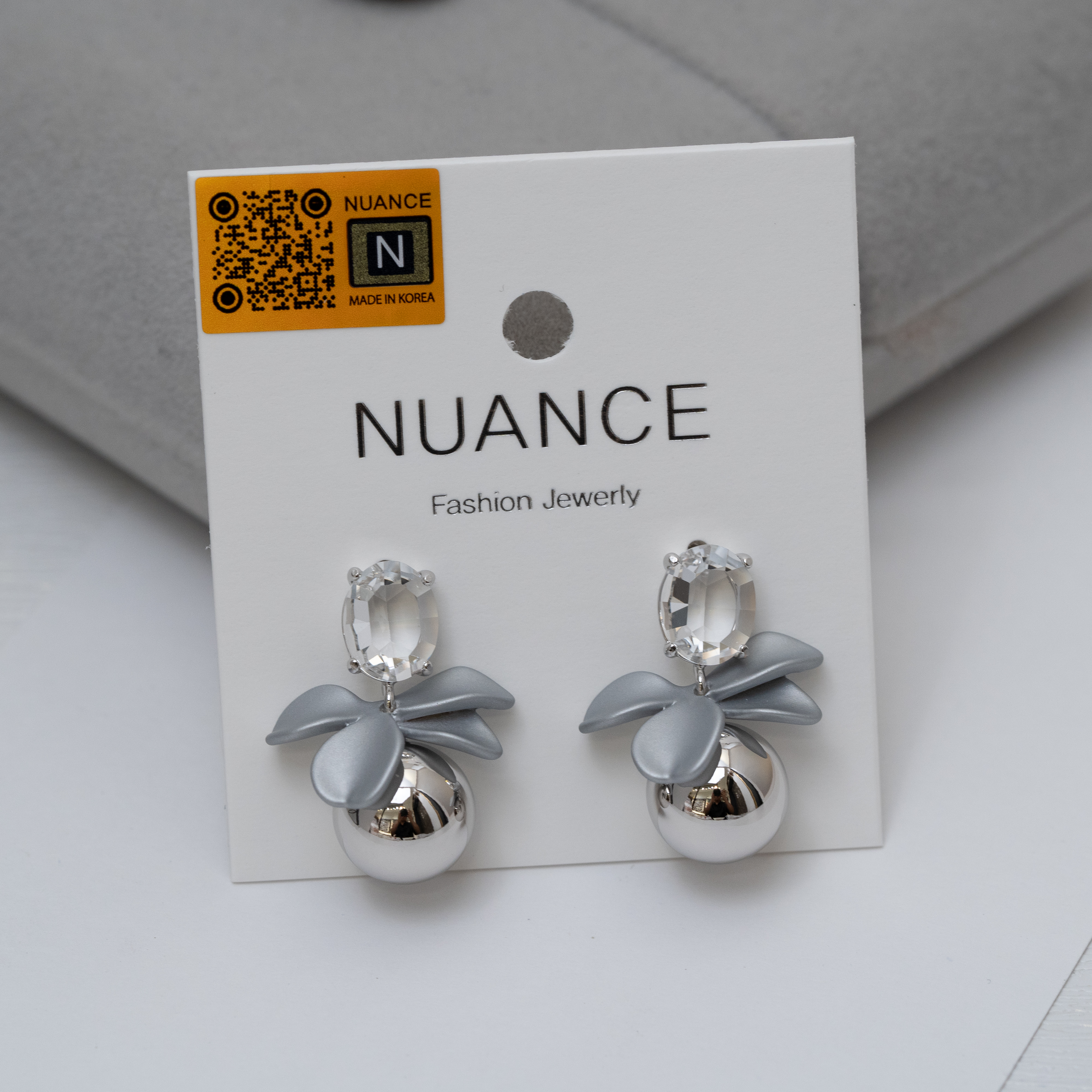 Nuance花瓣橢圓鋯石耳環 金色/銀色