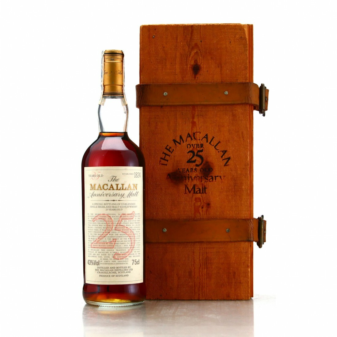 Macallan 25 Year Old Anniversary Malt 1980s - 75cl/43%