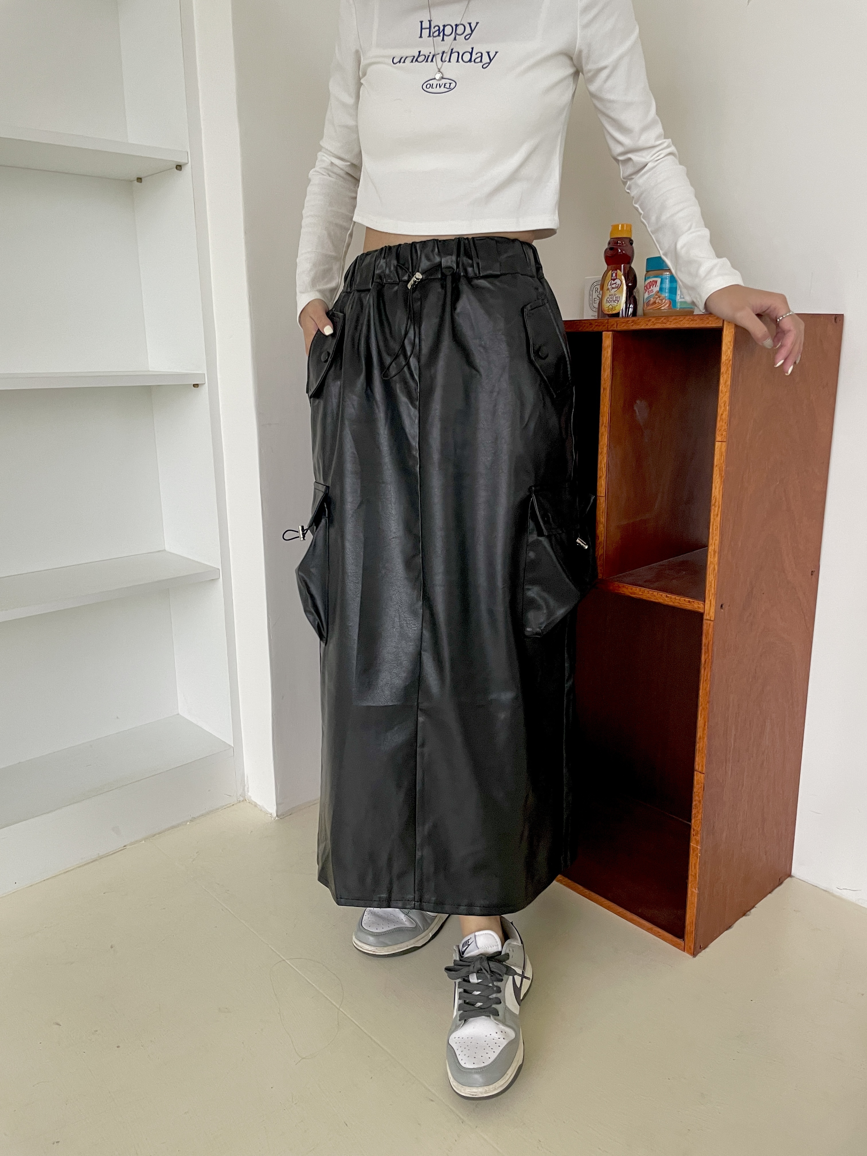 工裝霧面皮長裙