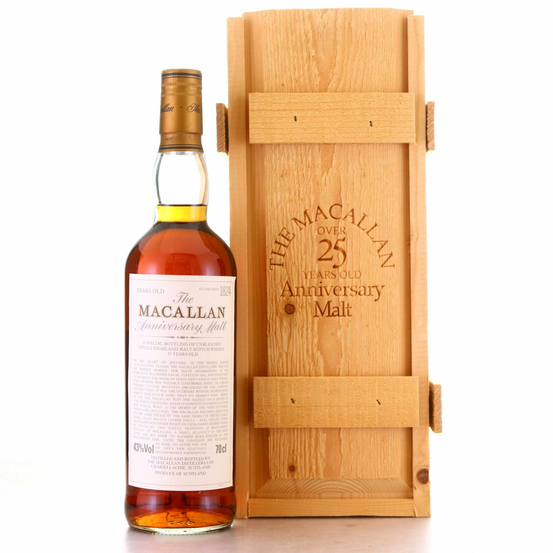 Macallan 25 Year Old Anniversary Malt 2000s - 75cl/43%