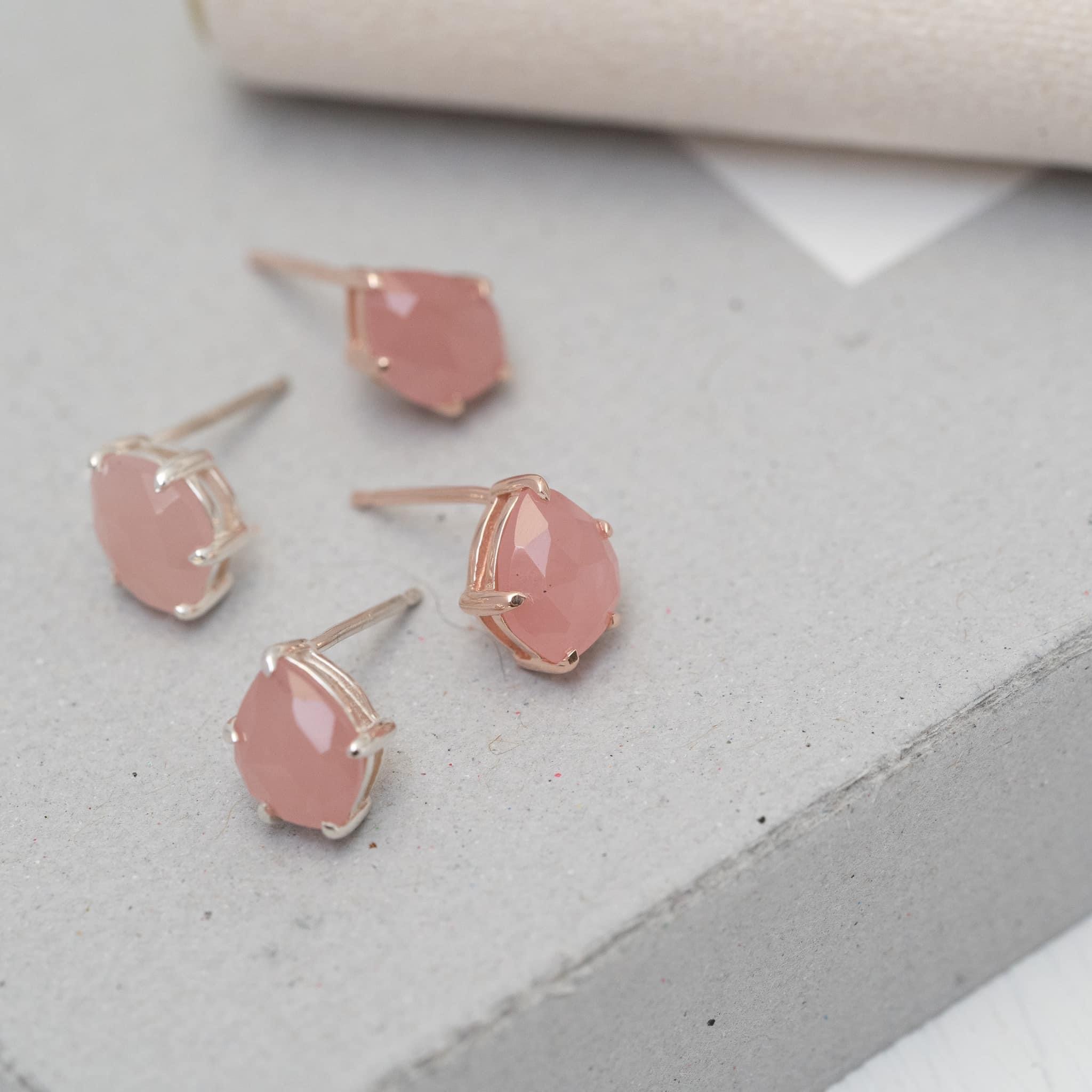 水滴型半寶耳環