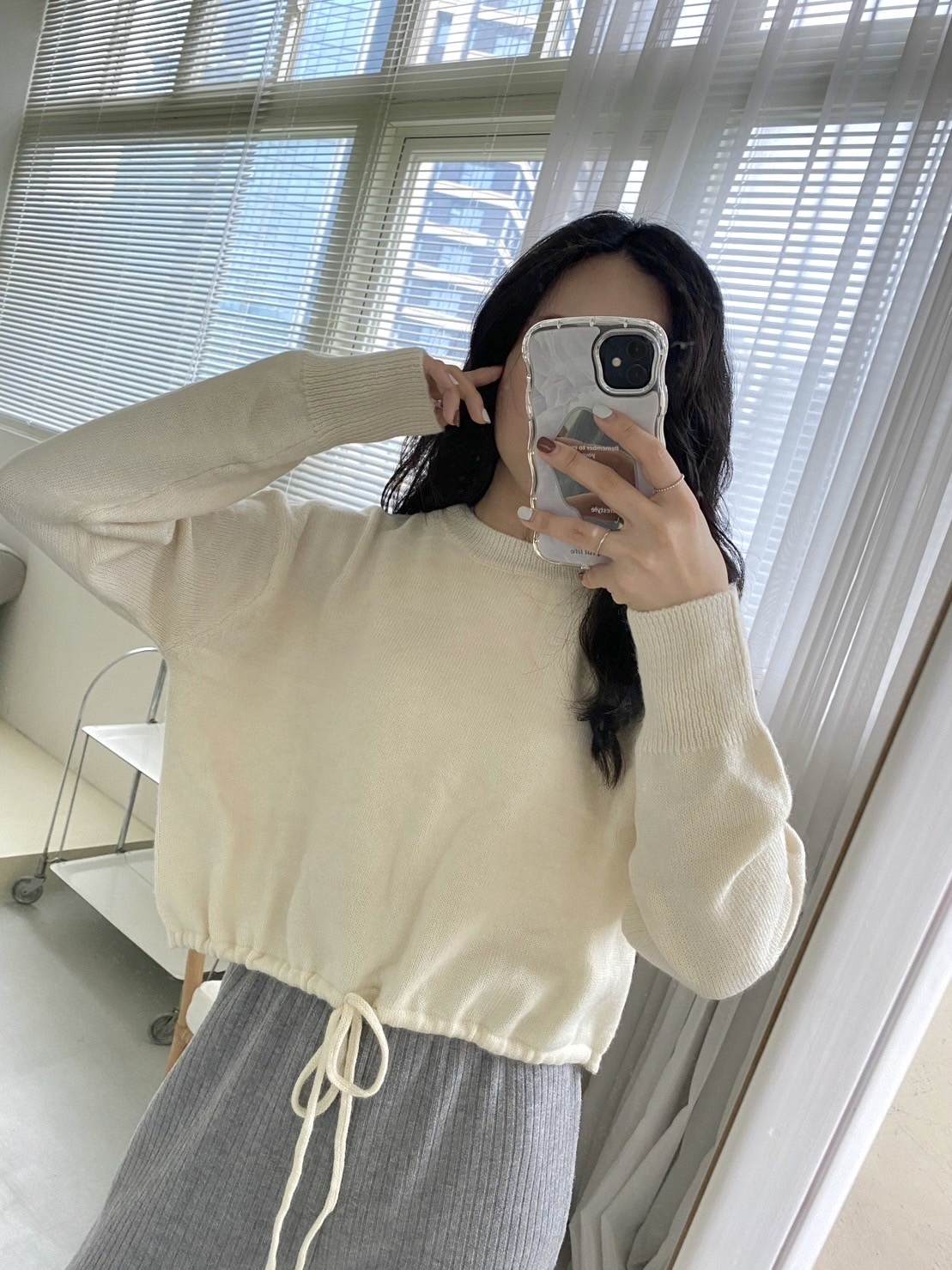 柔軟百搭下綁帶上衣