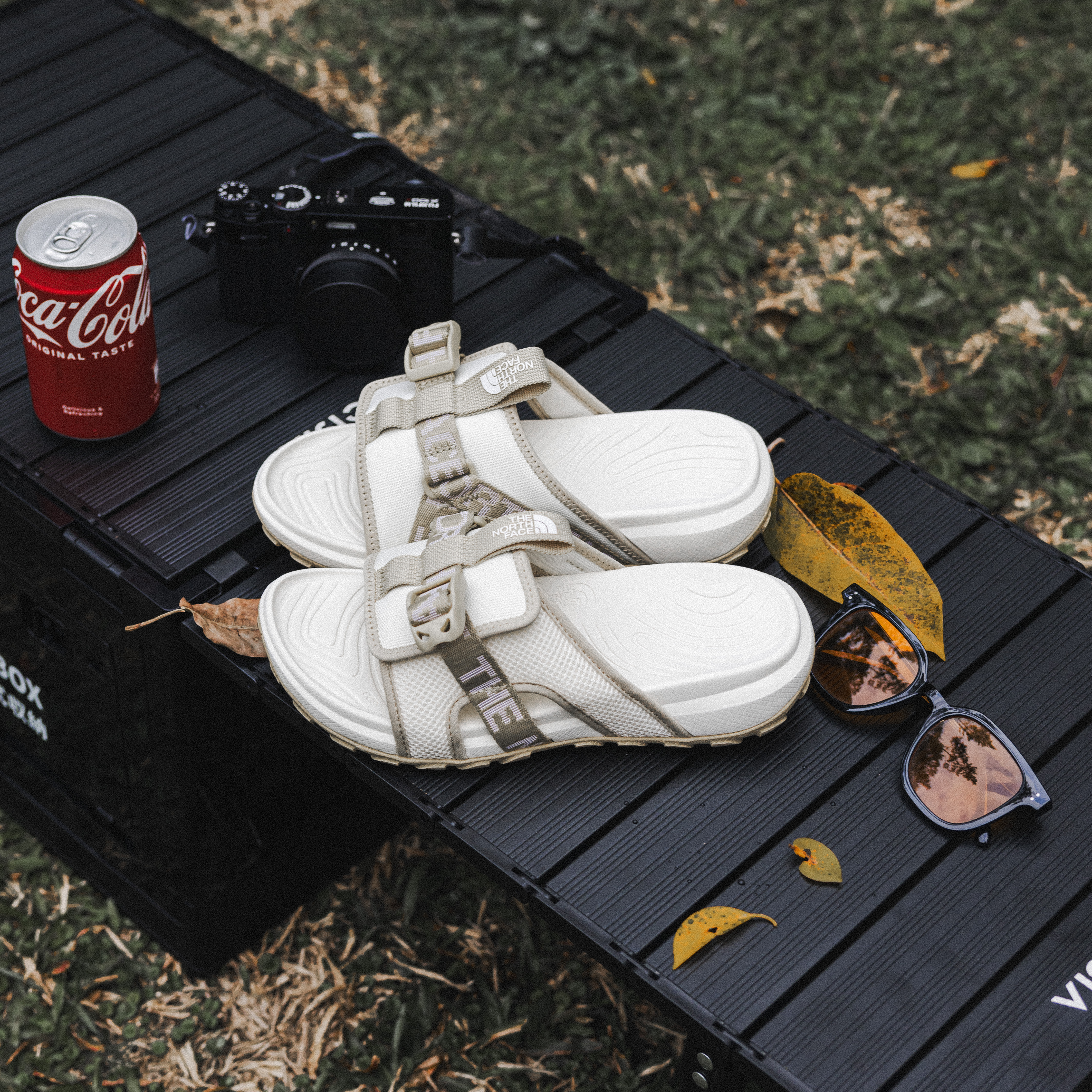 THE NORTH FACE W EXPLORE CAMP SLIDE TNF 女款 膠底 涼拖鞋-NF0A8ADS (C5b)黑色(KX7)/(D8)奶茶色(TOB)