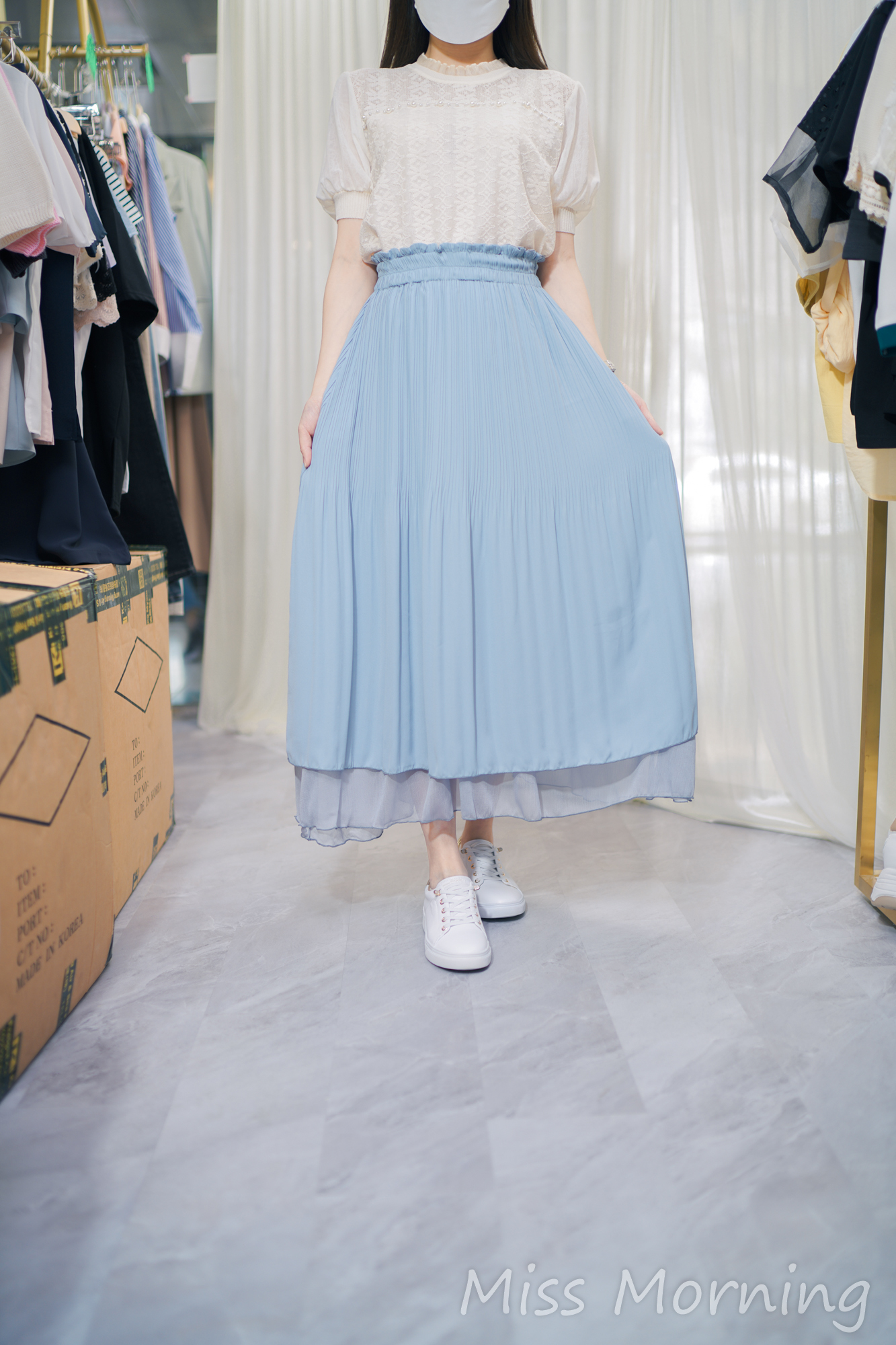 薄身釘珠線衫(13818)&重工雙面著百摺裙(33727)