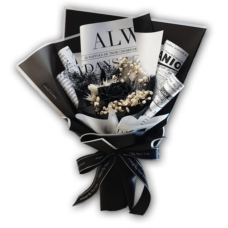 黑色描邊白色香皂花乾燥花花束