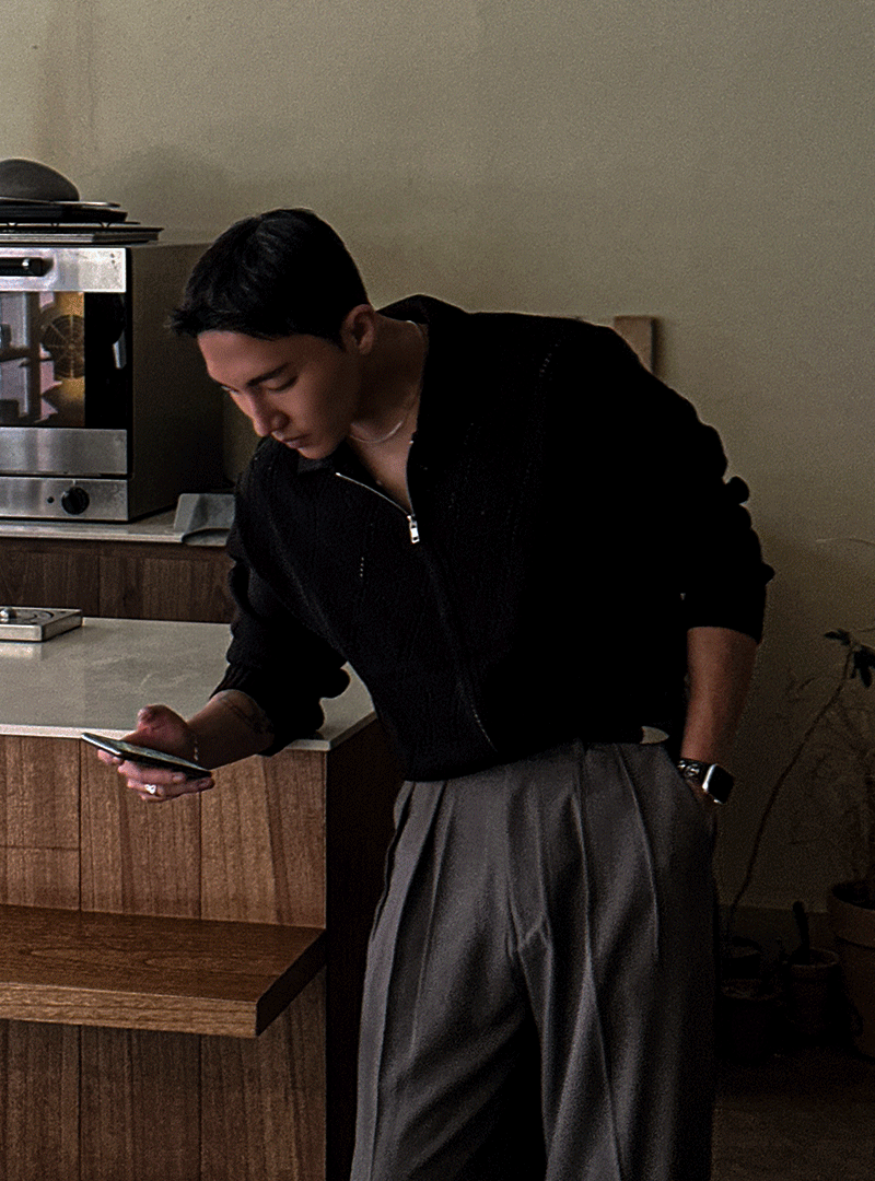 鑽石鏤空針織拉鍊外套