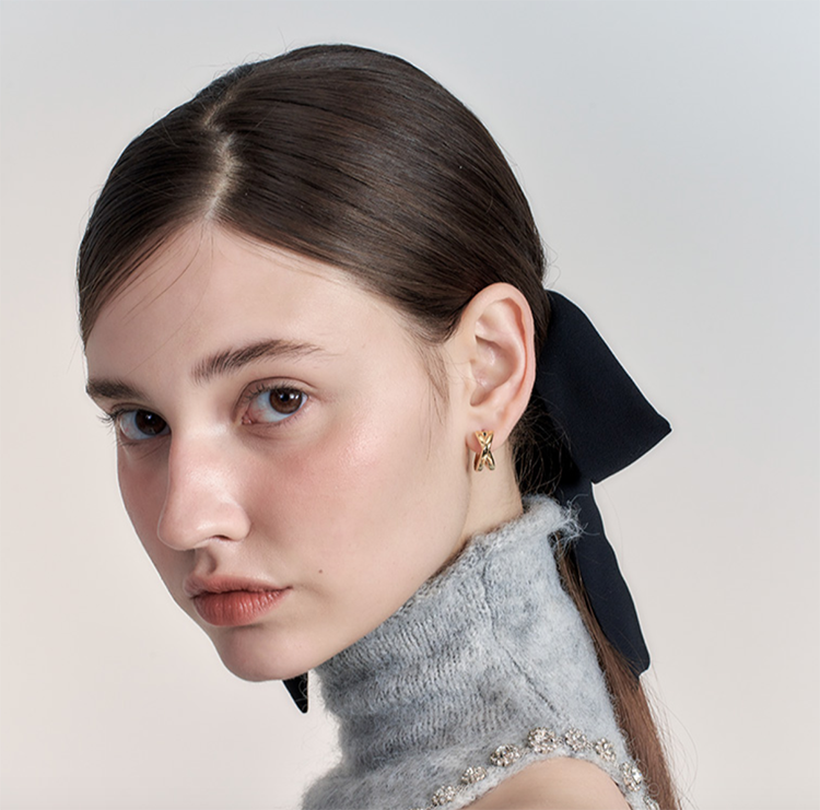 ◇Hei◇ mild one-touch earring [正規品/関税込] Hei☆seine one-touch earring ピアス☆NMIXX ヘウォン着用 (Hei