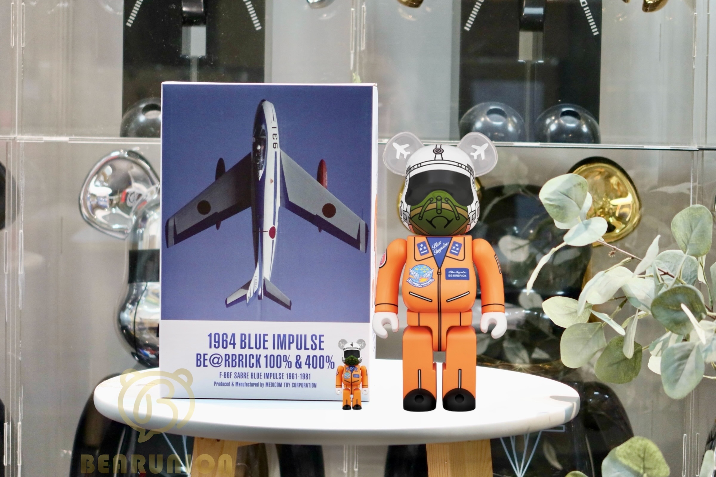 Bearbrick 400%+100% 1964 BLUE IMPULSE