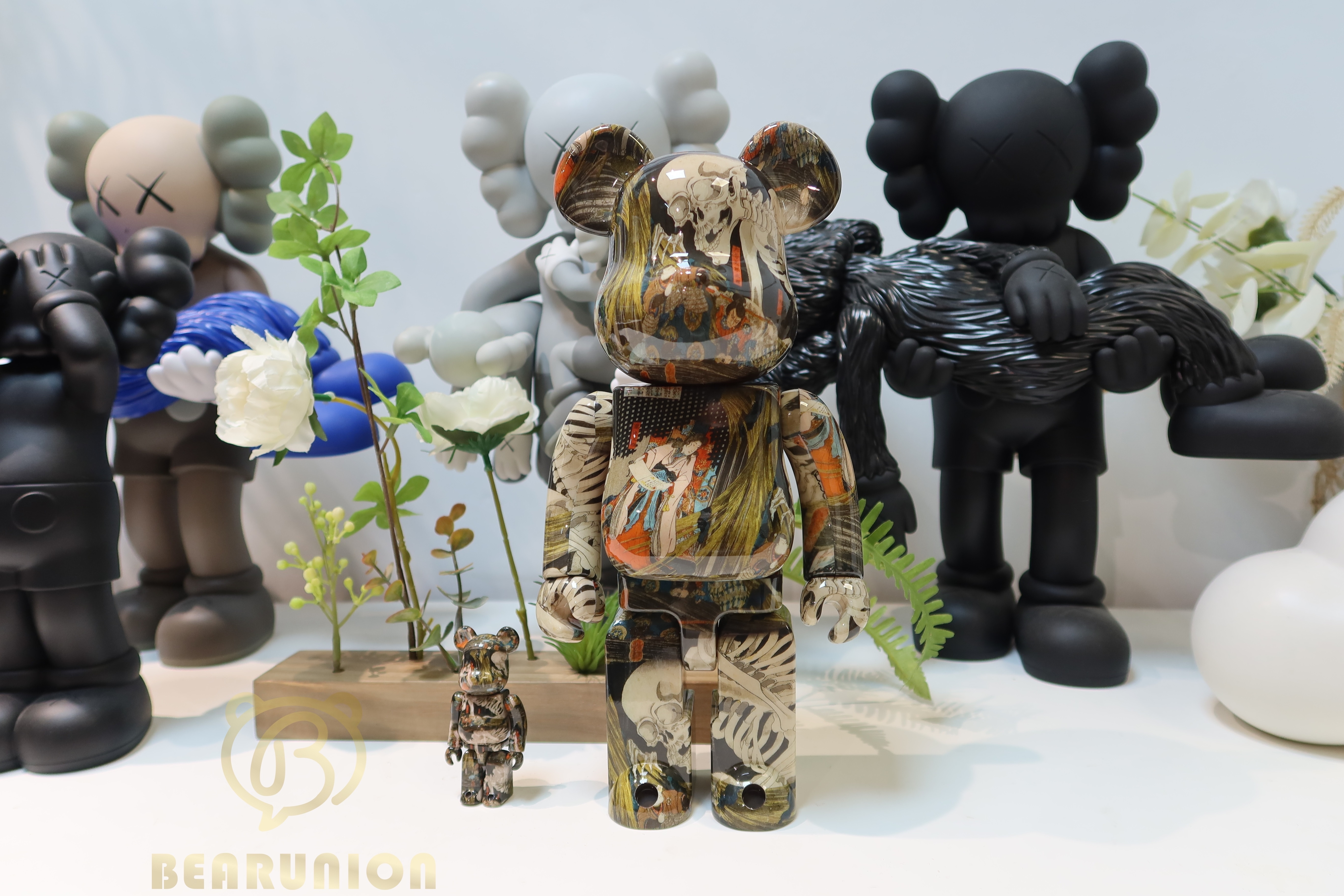 🥇現貨🥇Bearbrick 400%+100%  歌川国芳「相馬の古内裏」