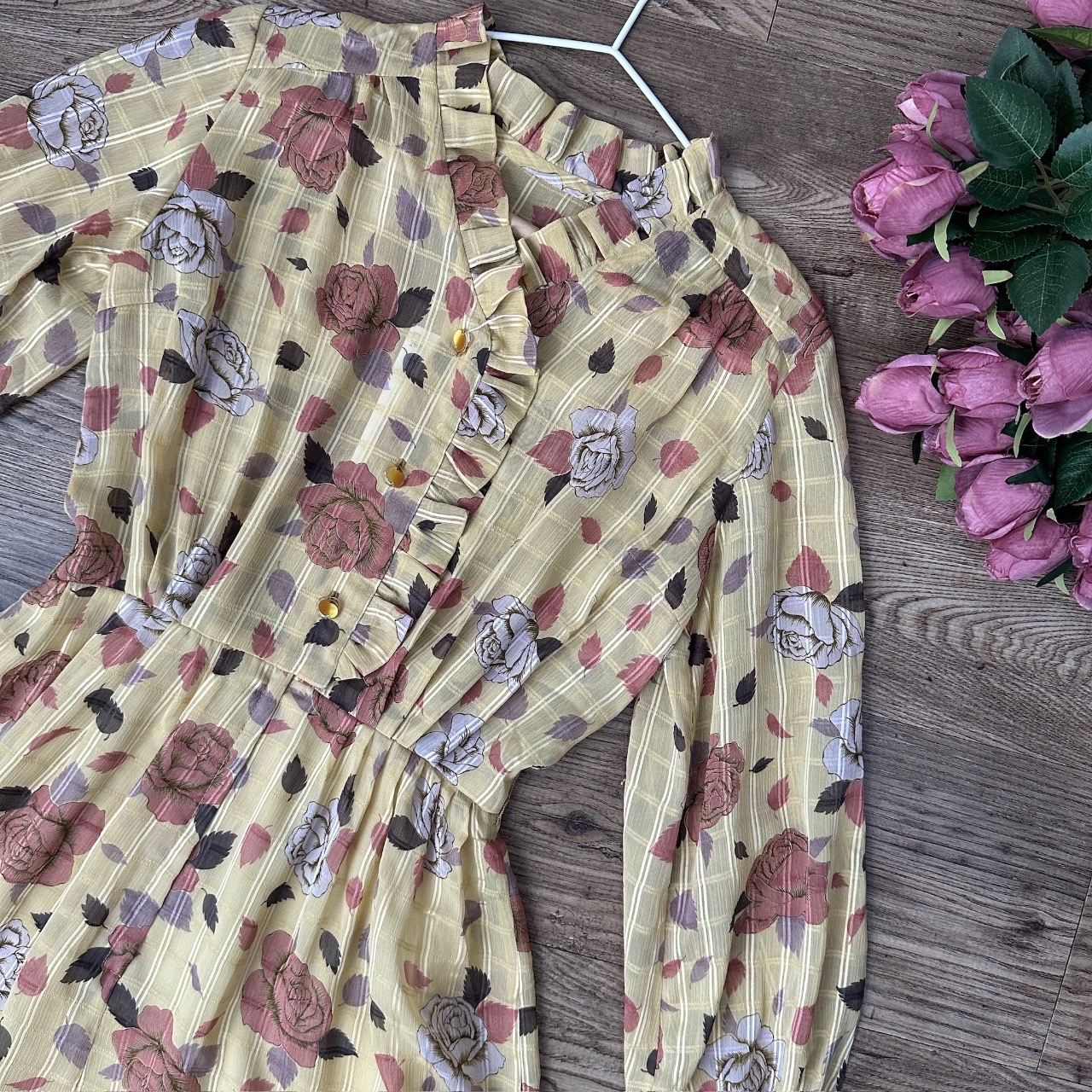 米黃色玫瑰花雪紡質連身裙