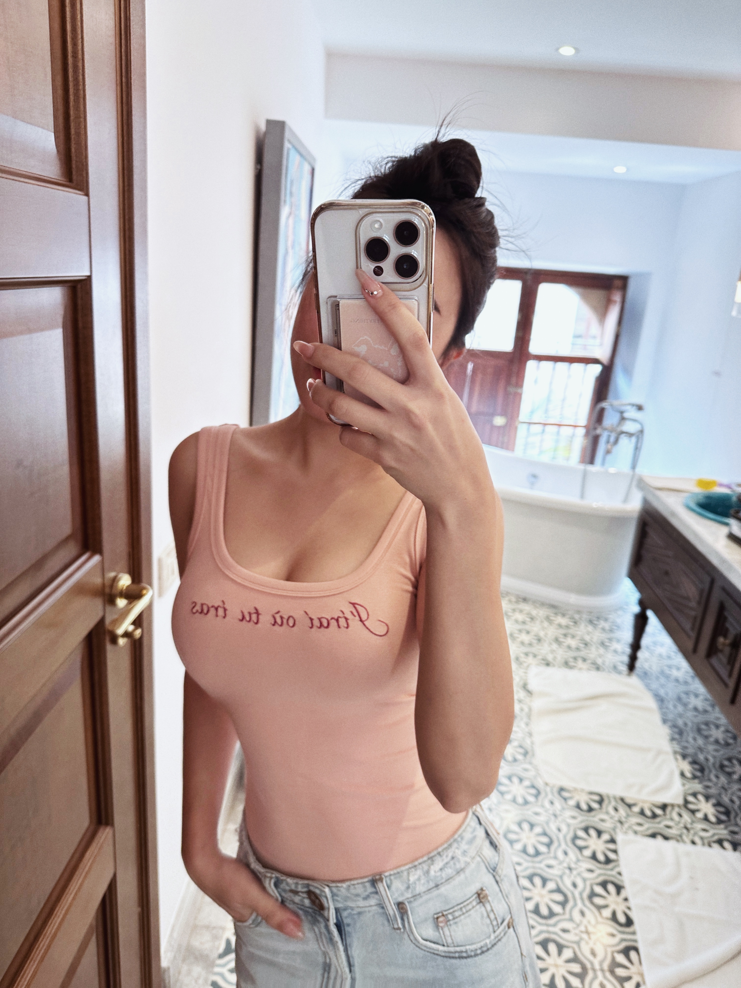 Live in paris 文字刺繡背心