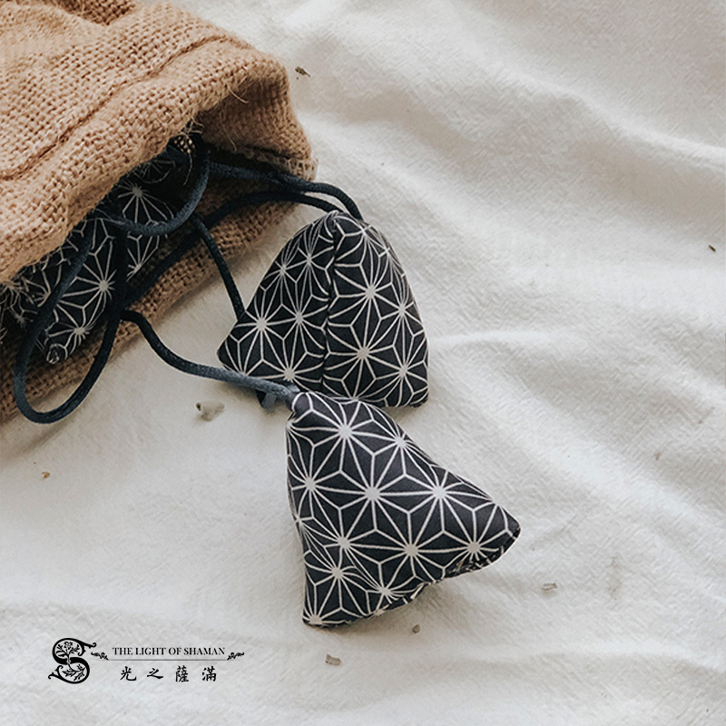 丹雄強力除障避邪香包 驅除邪惡 除障避禍 淨化空間 保護祈禱 藥用等級配方 - 光之薩滿