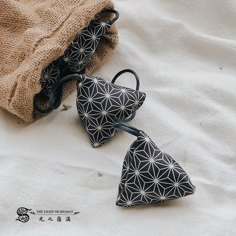 丹雄強力除障避邪香包 驅除邪惡 除障避禍 淨化空間 保護祈禱 藥用等級配方 - 光之薩滿