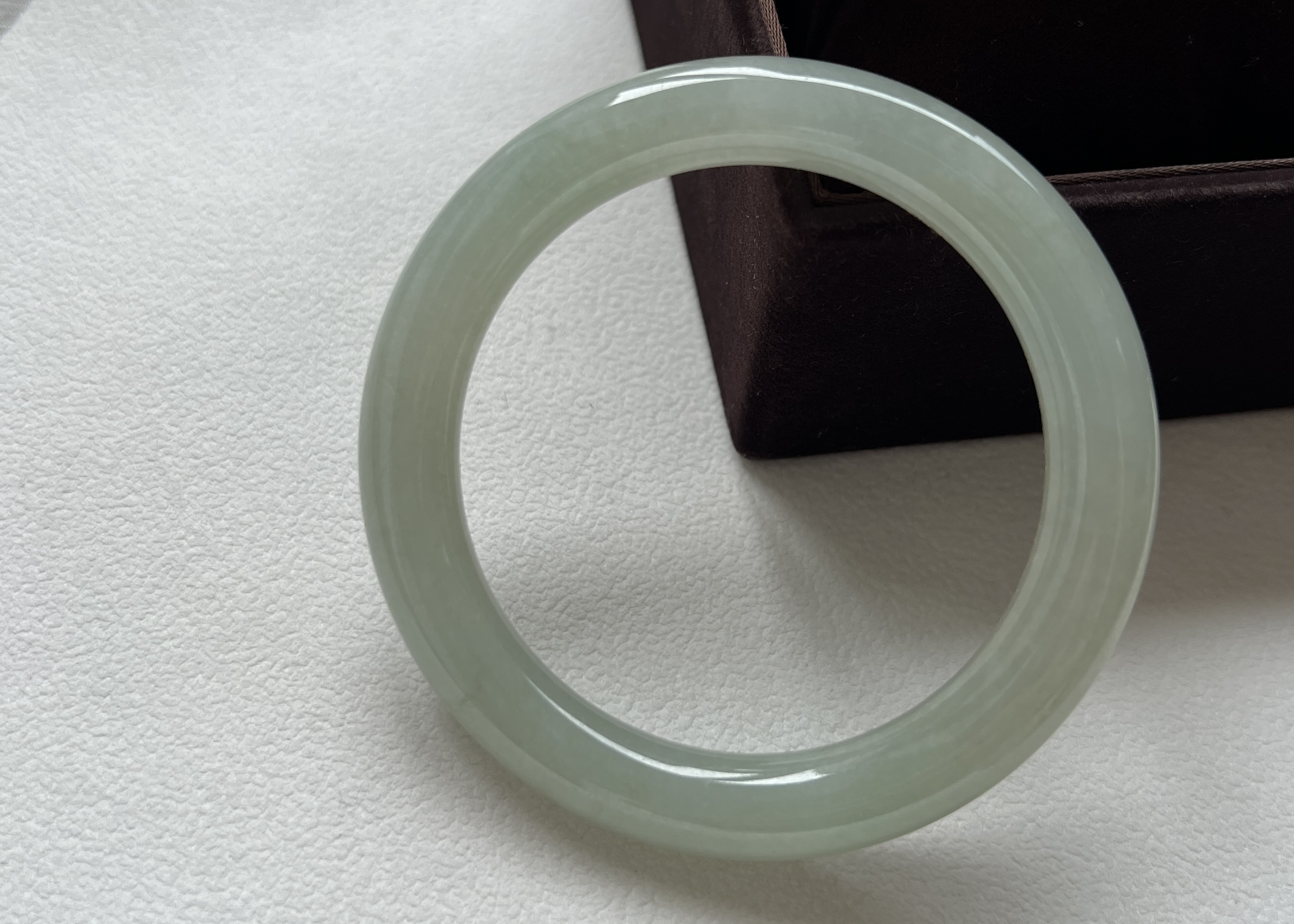 冰果綠圓骨翡翠鐲