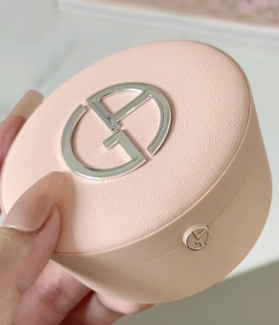 Giorgio Armani 裸粉小羊皮氣墊