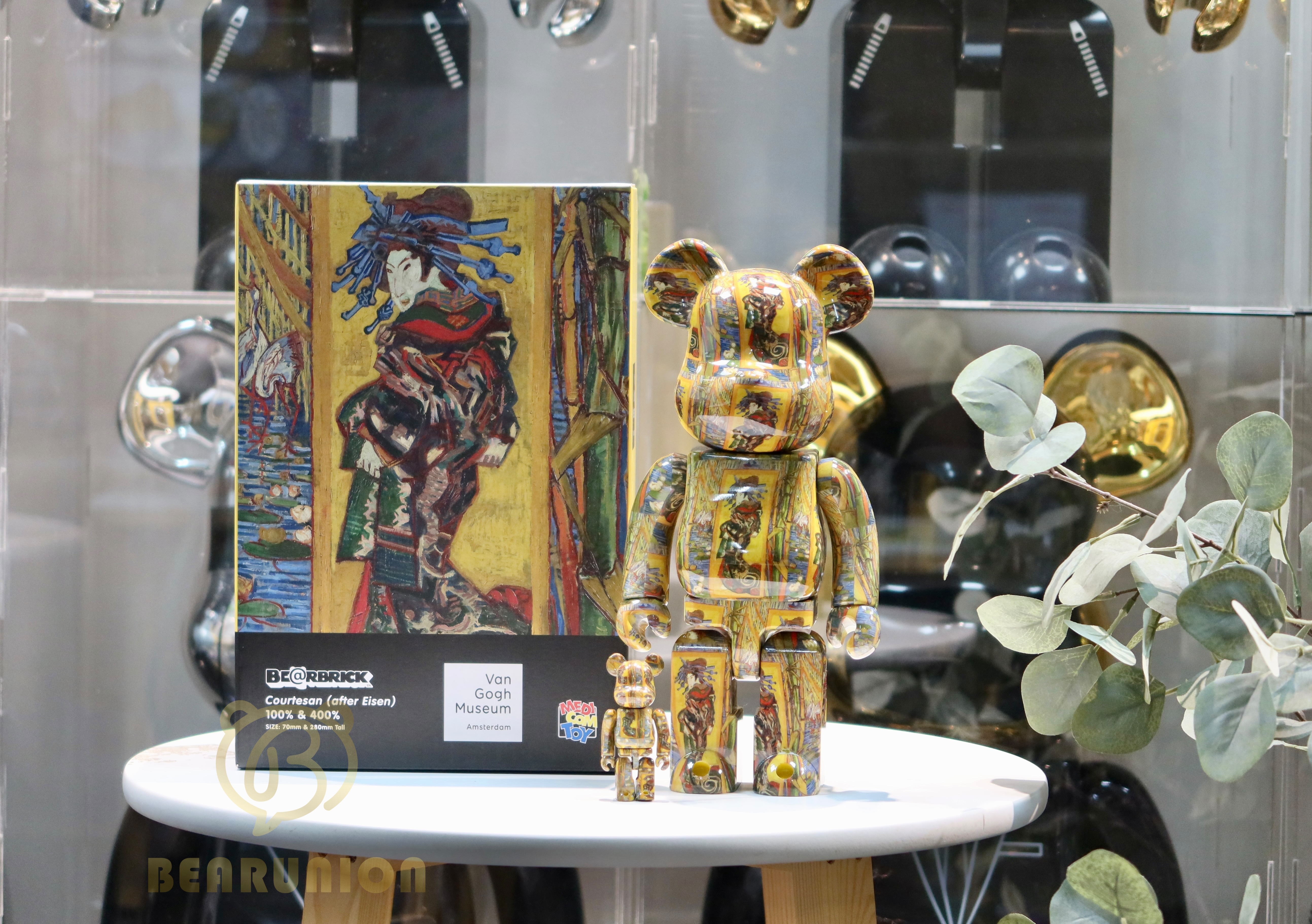 🥇現貨🥇Bearbrick 400%100% 「Van Gogh Museum」 Courtesan(after Eisen)