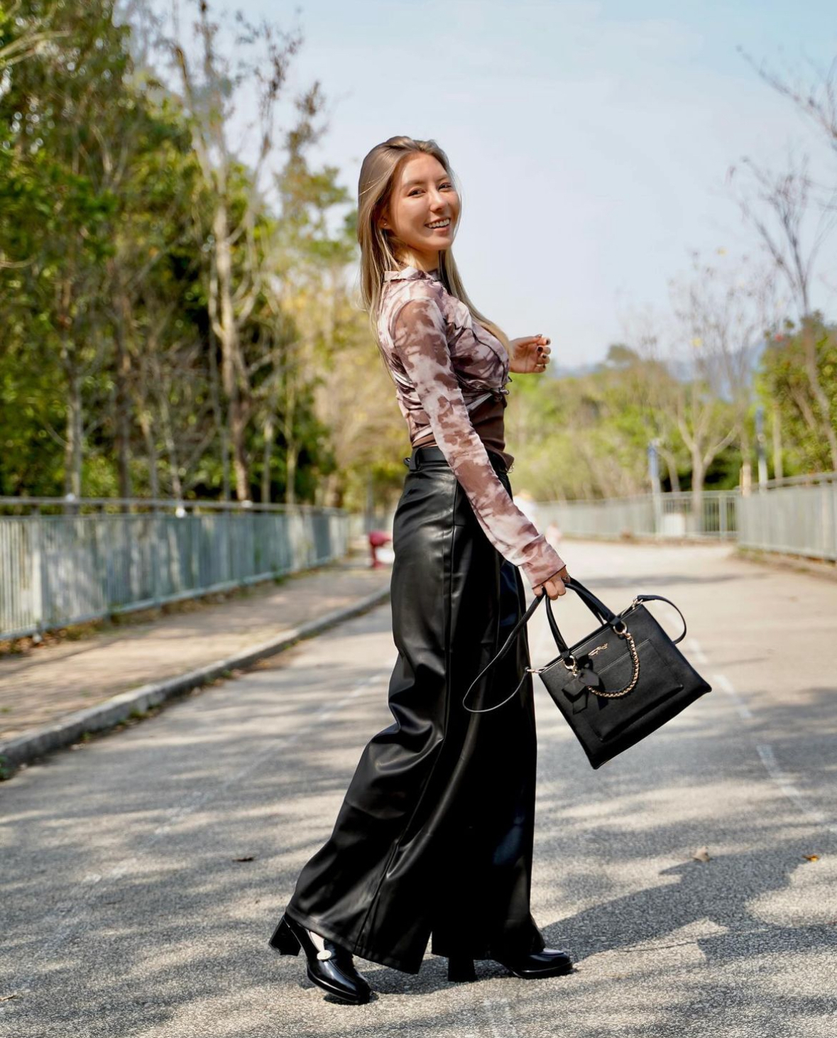 Fancy Bow Bow Ribbon Chain Shoulder Bag