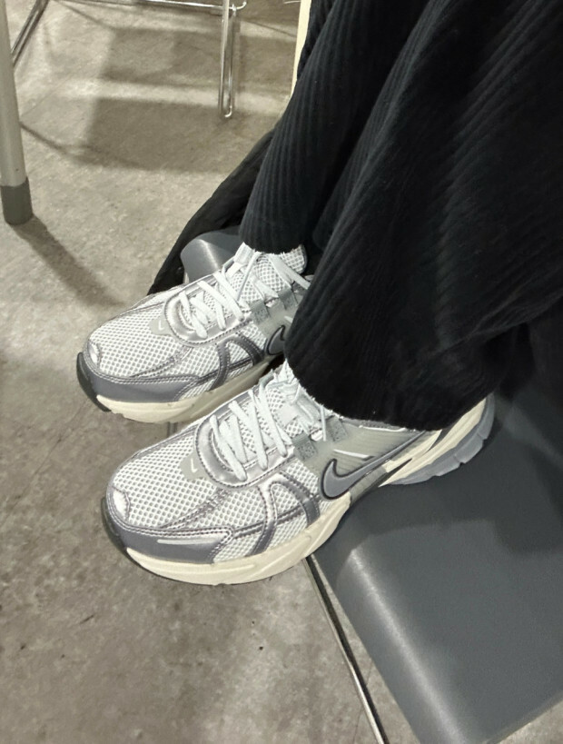 【Luxury】預購 女鞋 NIKE V2K RUN RUNTEKK 銀雨岩灰 FD0736-003 男女款
