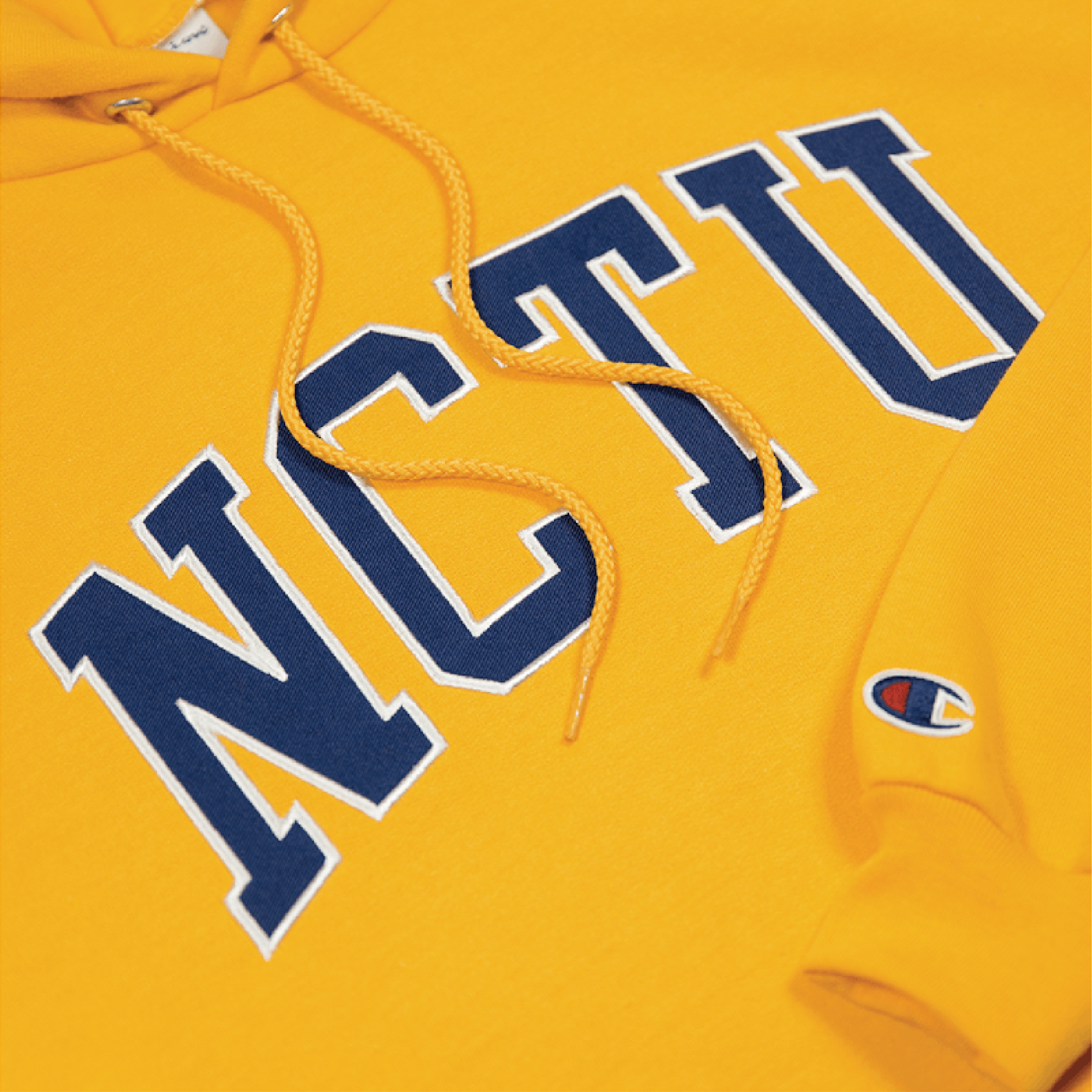 2024 NCTU DAY！Champion® 交通大學官方授權紀念帽T (金黃)【預購】