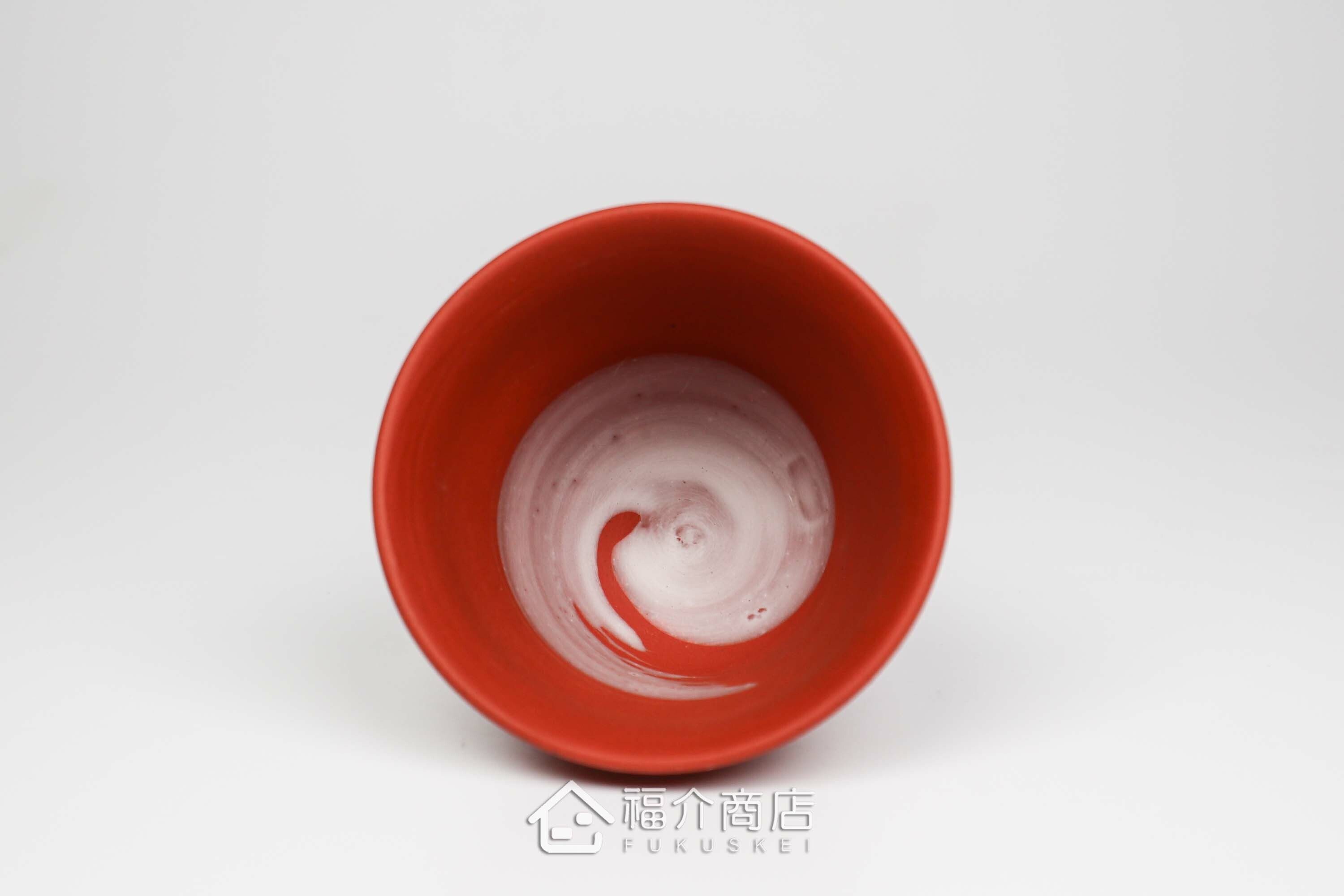 泡茶用的日本陶瓷茶壺