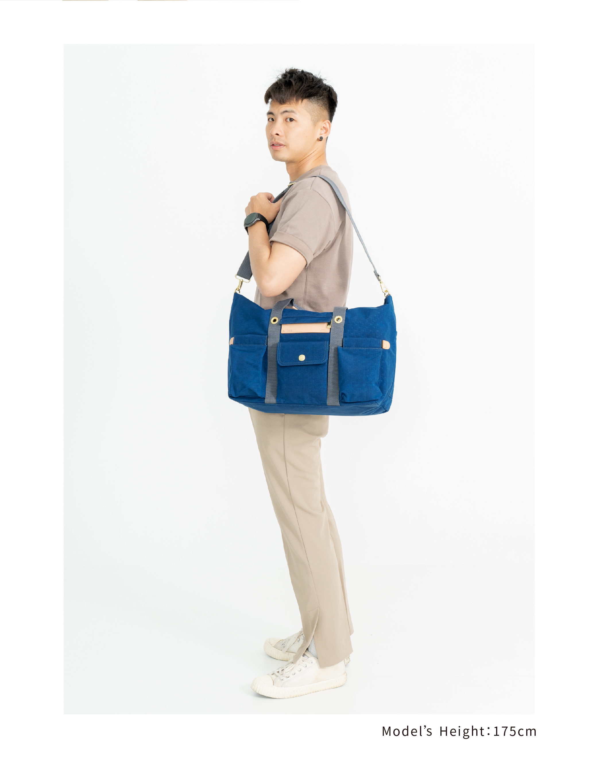 satana Soldier 趣遊行者旅行袋 海軍藍色 SOS3020-225 男生身高比例照