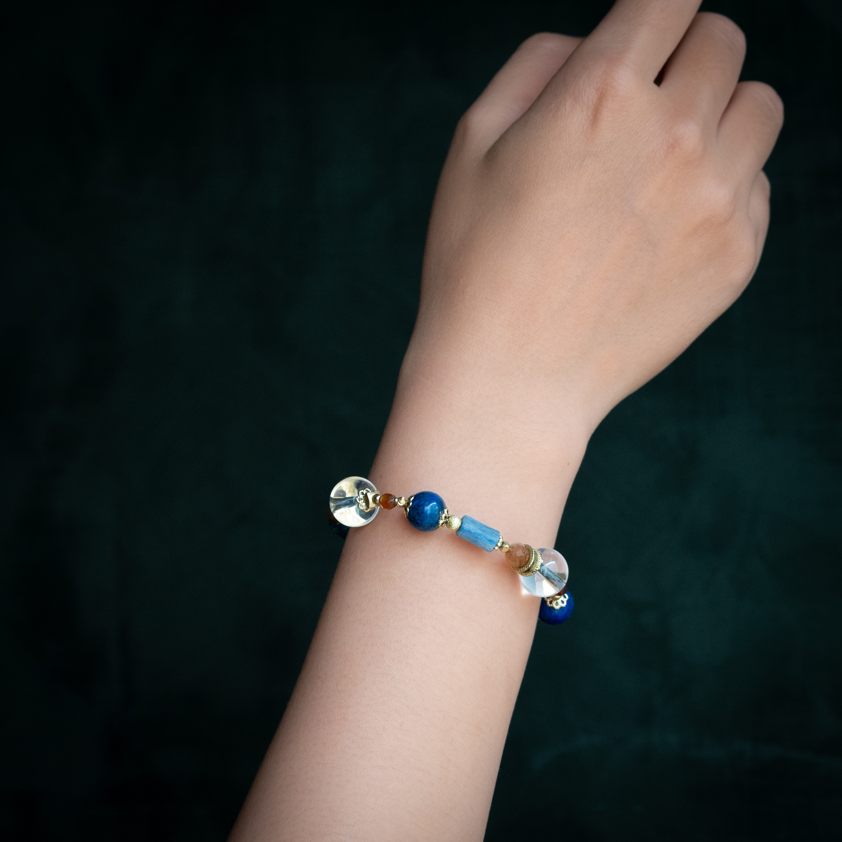 前衛哲學家｜白水晶青金石手鍊 C1605