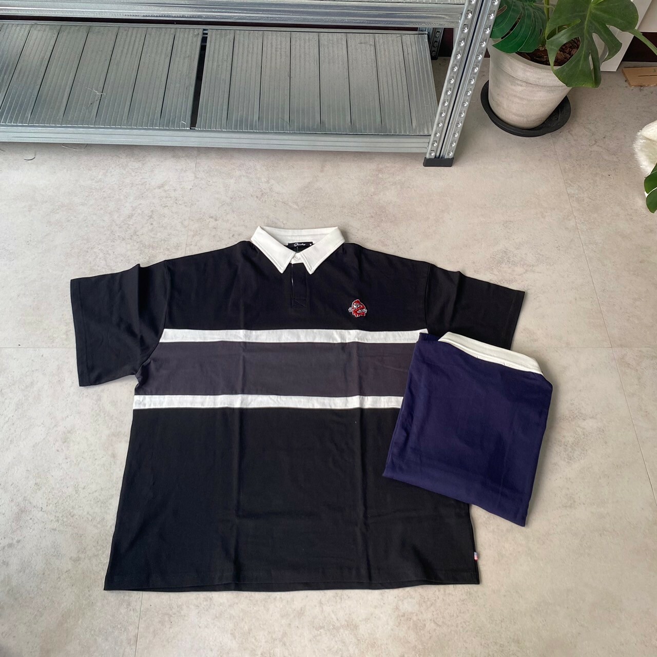 Sideway Stance 紅帽男孩刺繡POLO衫 SIDE23-084