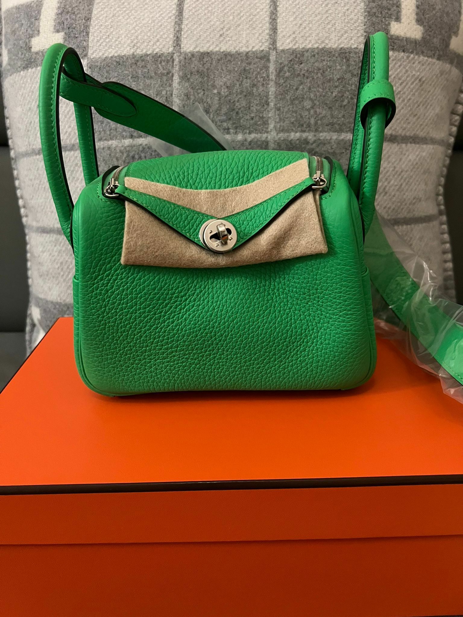 Lindy mini 0Z vert comics ck tc B （一代：肩帶長100cm)