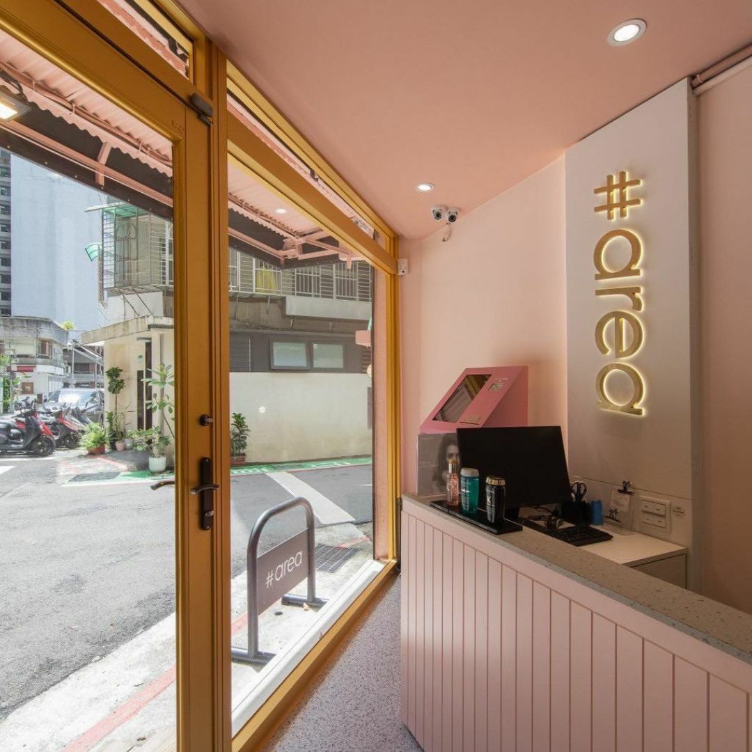 Area台北深夜洗髮沙龍-門口接待區