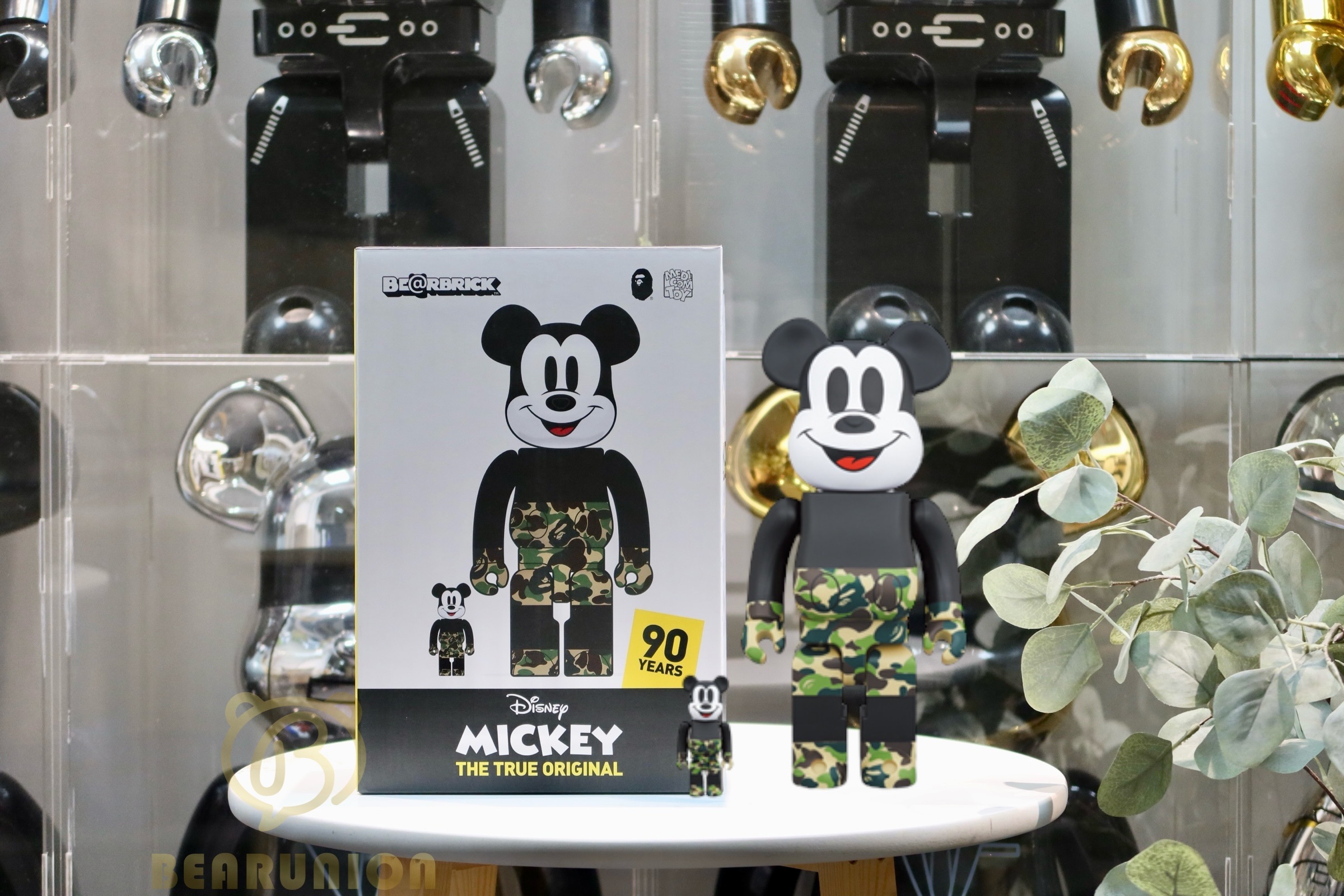 🥇現貨🥇BEARBRICK 400%+100% BAPE x MICKEY GREEN