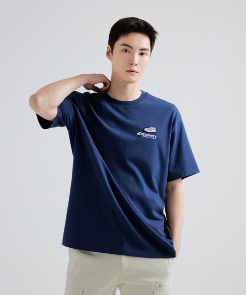 【代購】Discovery手繪風刺繡短袖上衣