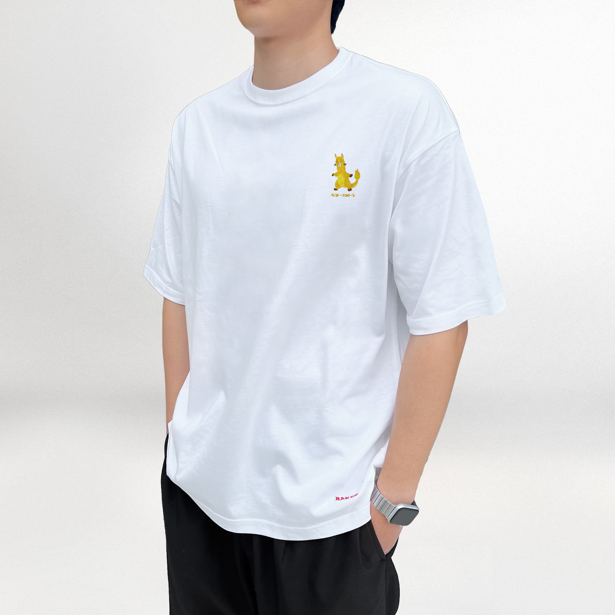 Embroidery-火龍駝 刺繡  寬版落肩  短T