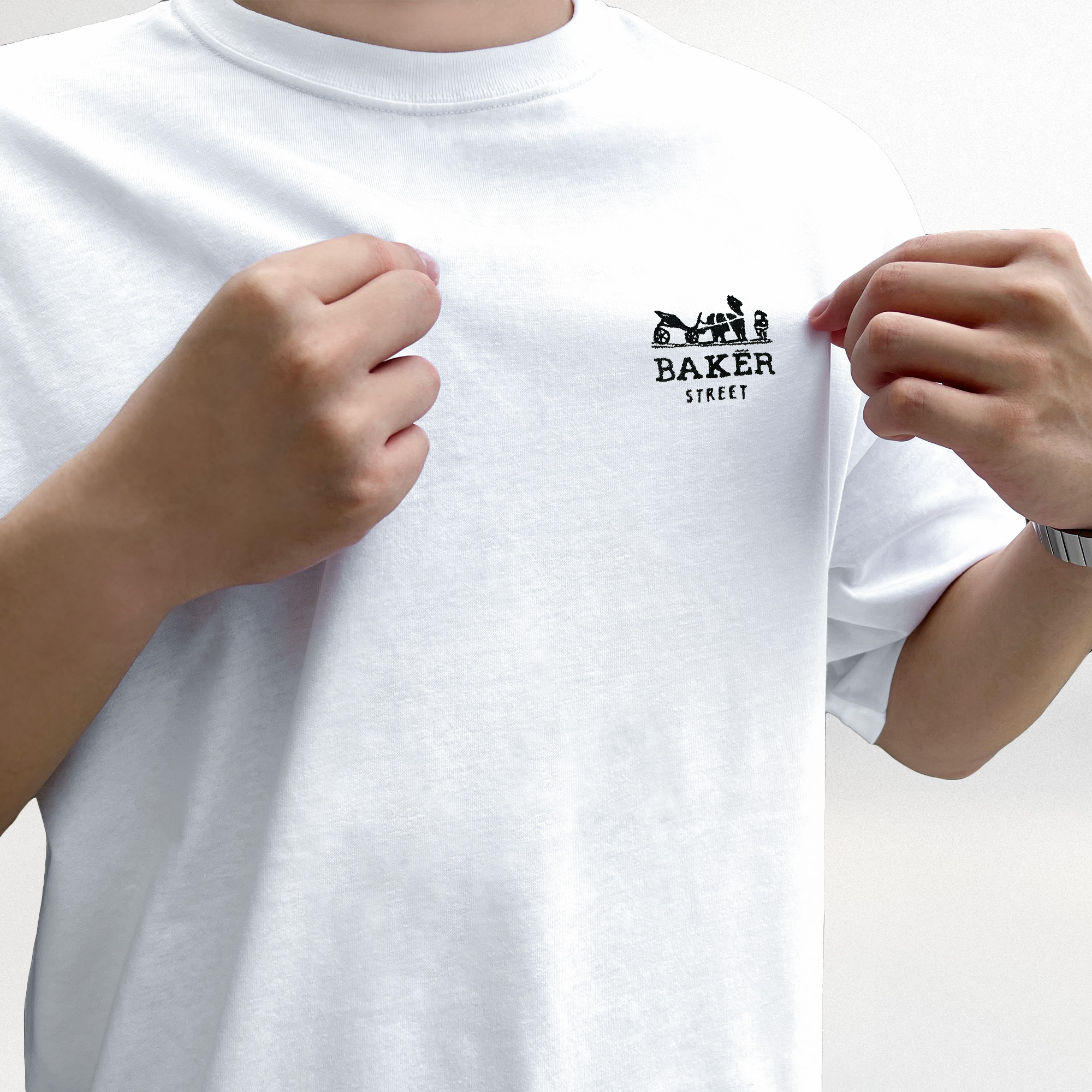 Embroidery-愛馬駝 刺繡  寬版落肩  短T