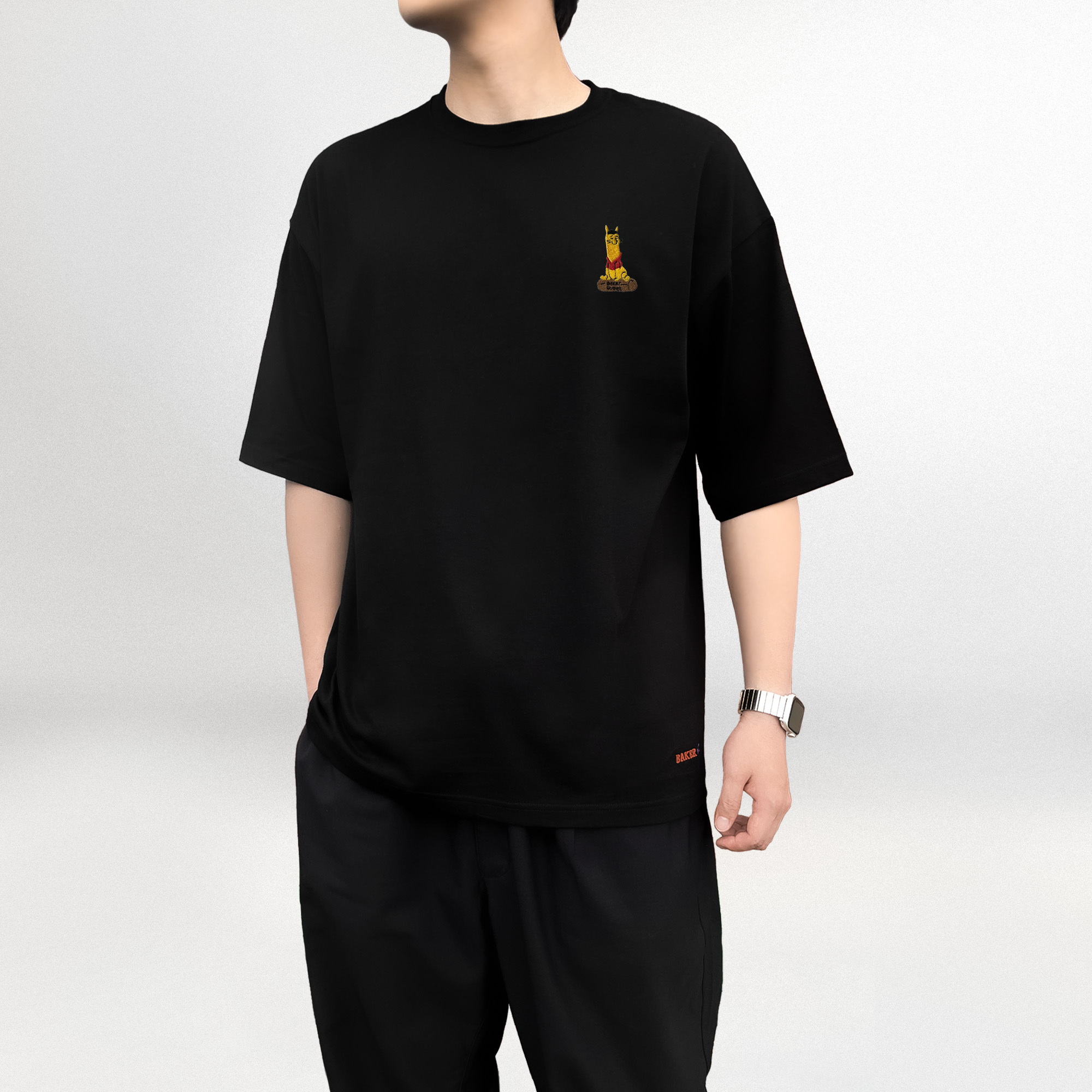 Embroidery-噗噗駝 刺繡  寬版落肩  短T