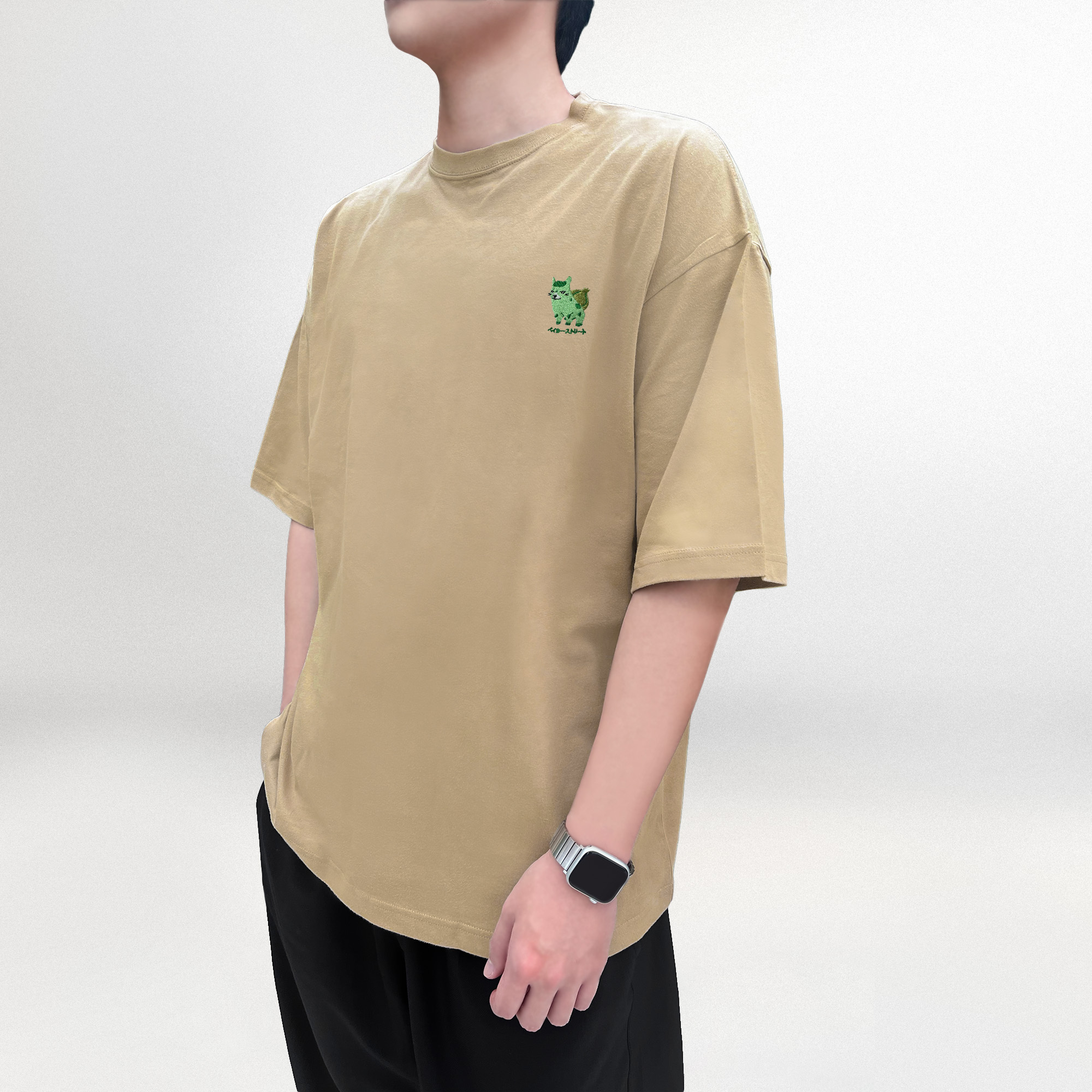 Embroidery-妙蛙駝 刺繡  寬版落肩  短T