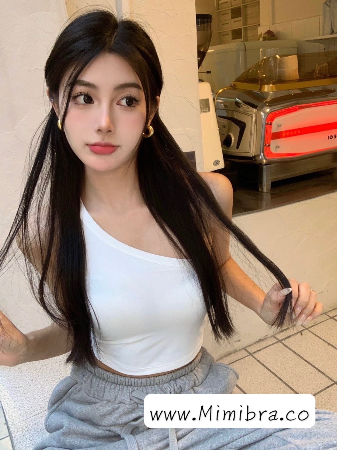 不規則斜肩小背心