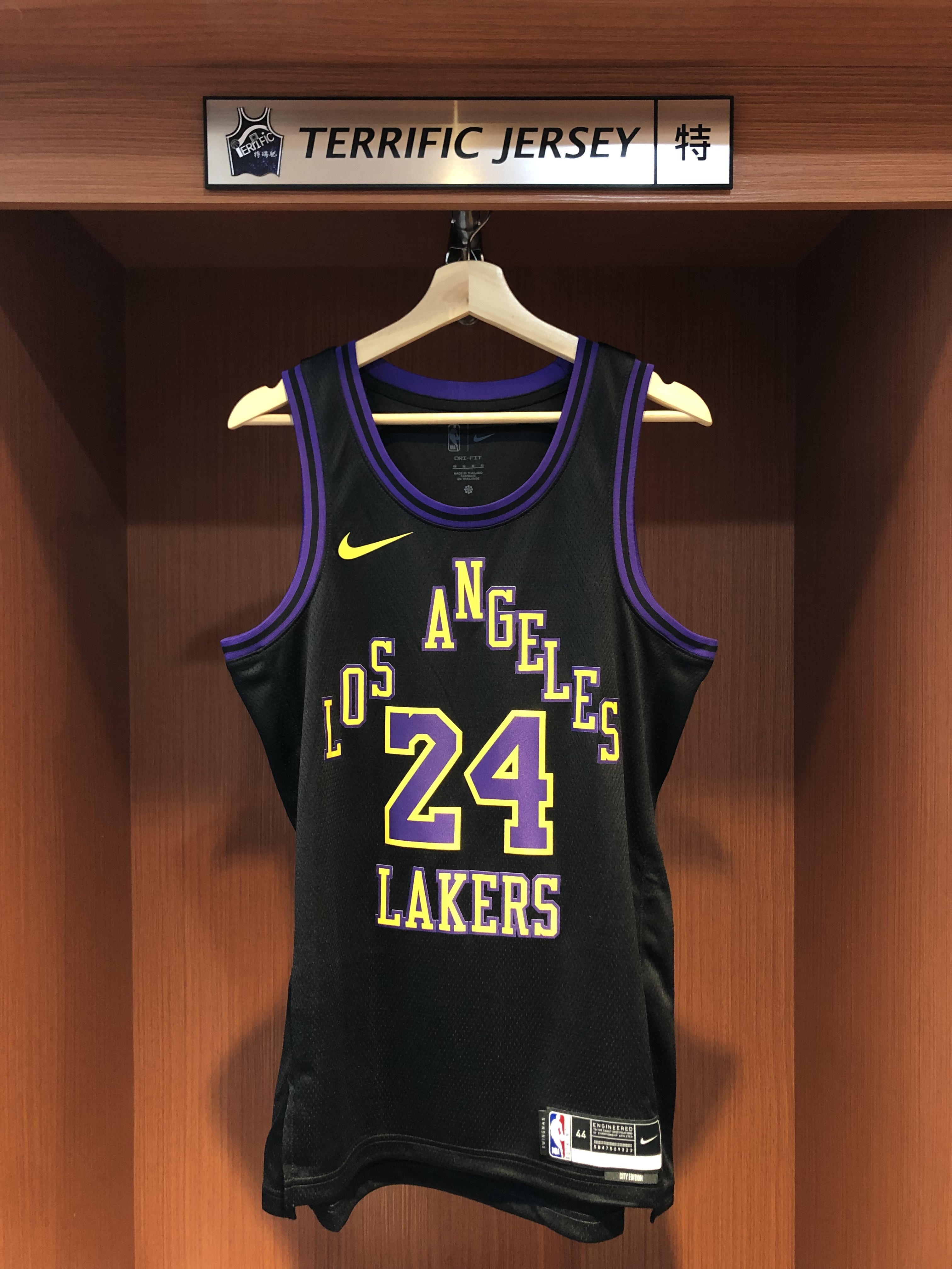 NBA球衣 Kobe Bryant Mamba Out 洛杉磯湖人城市 #24 City Nike Swingman 球迷版 熱轉印 全新