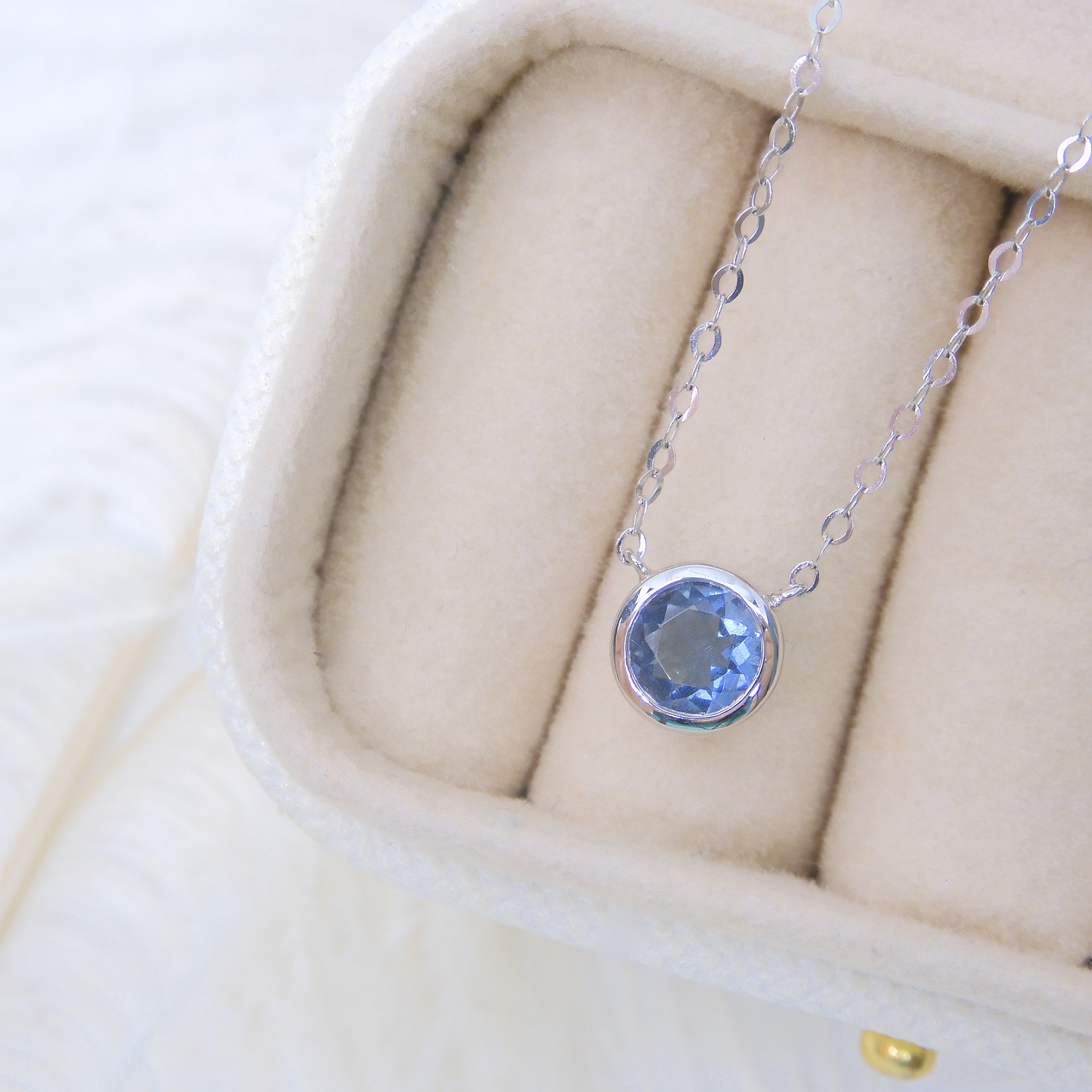 18K金 0.38ct 海藍寶項鏈