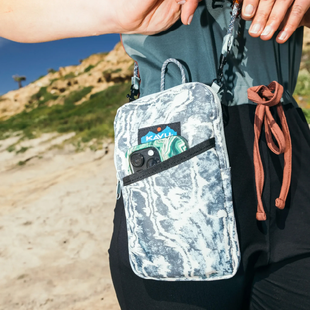 KAVU Essential Case 拉鍊斜背包-K9297