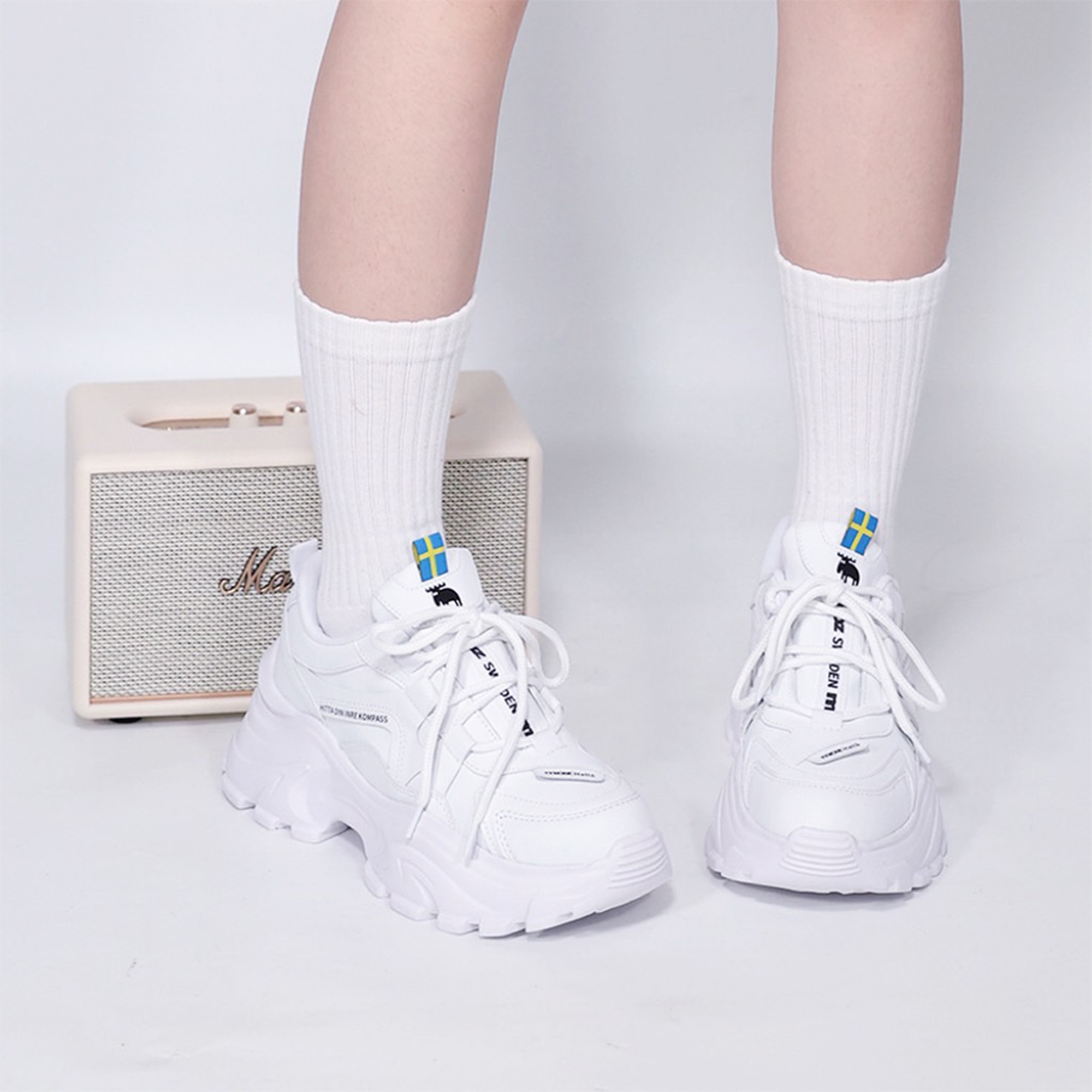 moz瑞典駝鹿 Halla長腿密技 防潑水全皮革老爹鞋 (白)