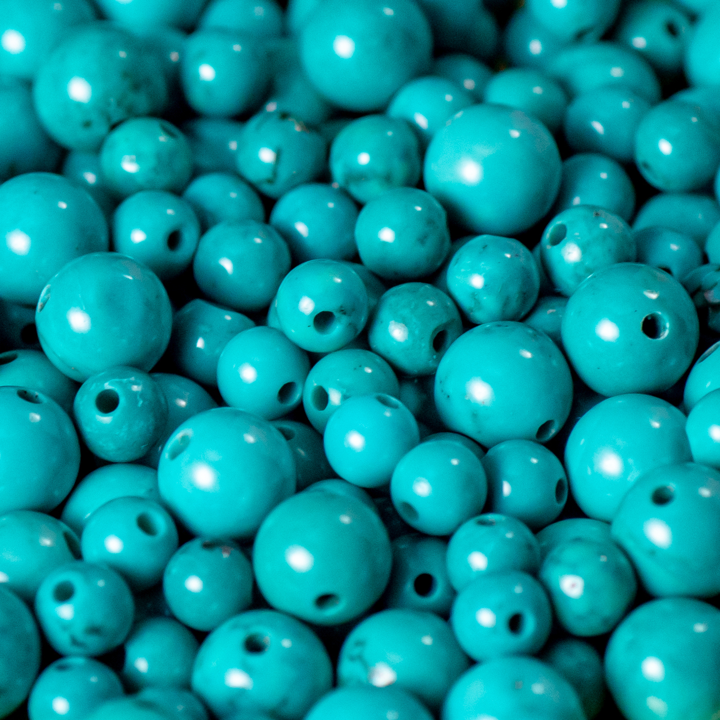 綠松石是什麼?有功效嗎?從歷史傳說到物理能量認識─綠松石 TURQUOISE|慢溫水晶天然礦石知識庫