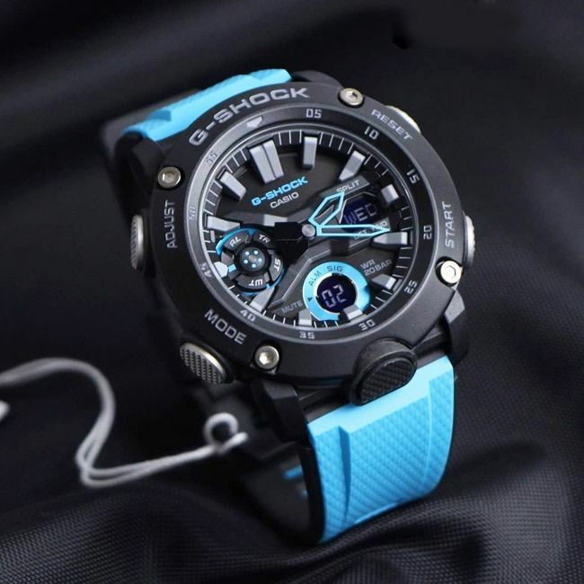Casio G-Shock GA-2000-1A2 手錶  (香港行貨)
