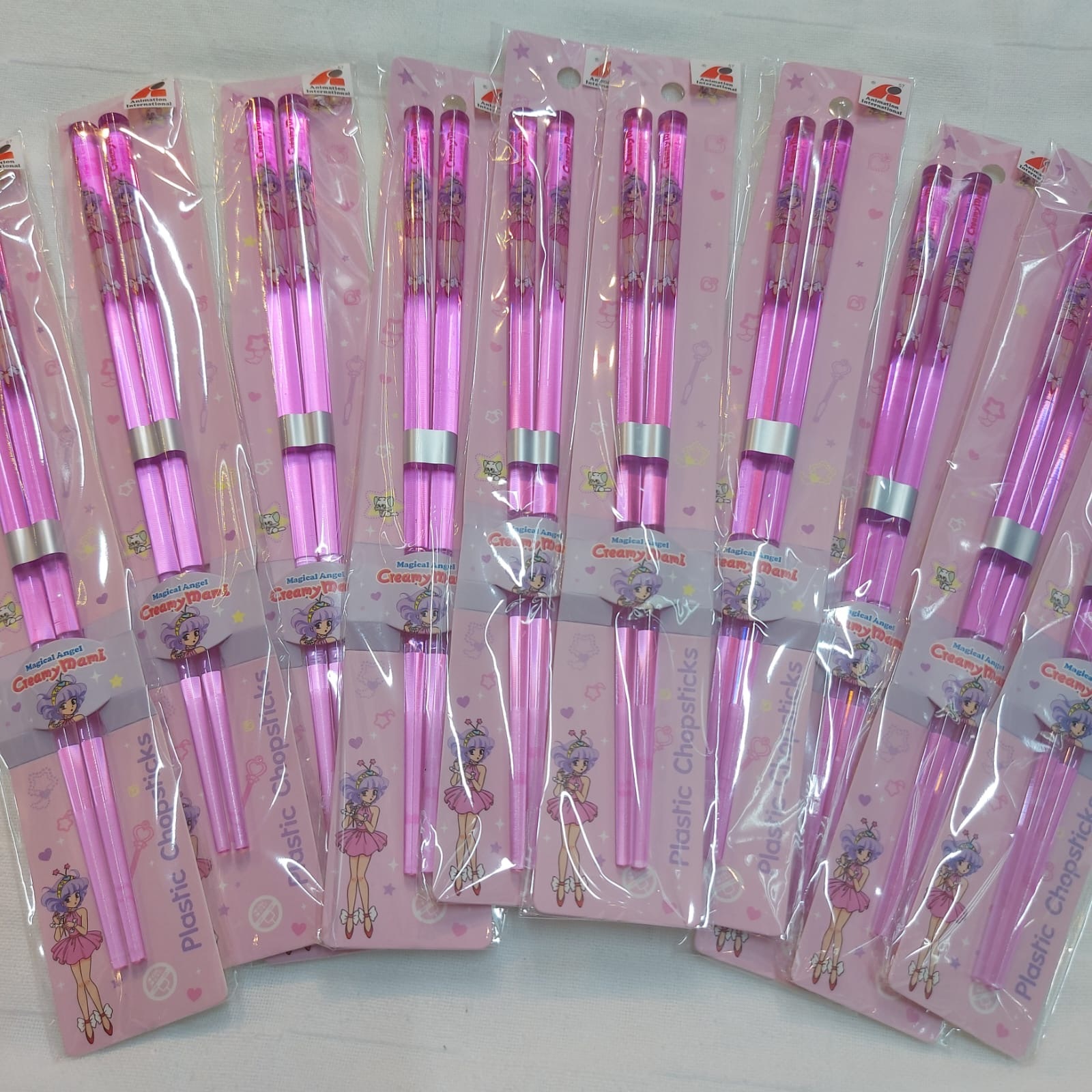 我係小忌廉膠制筷子