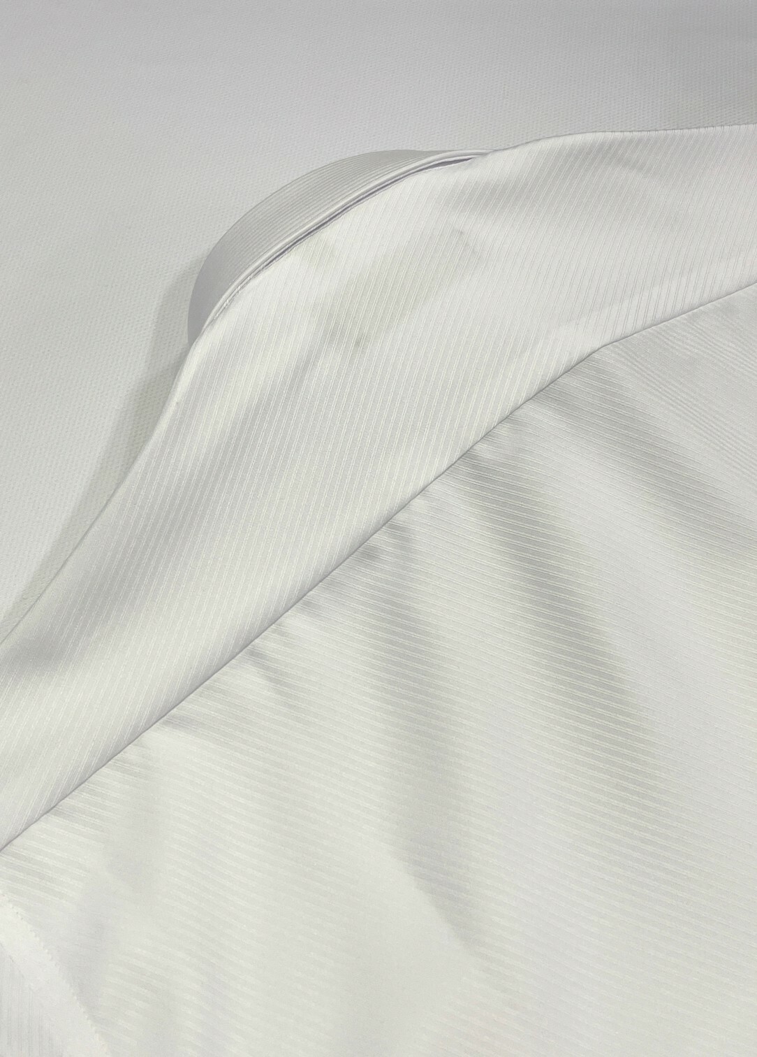 白色斜紋男長袖襯衫9